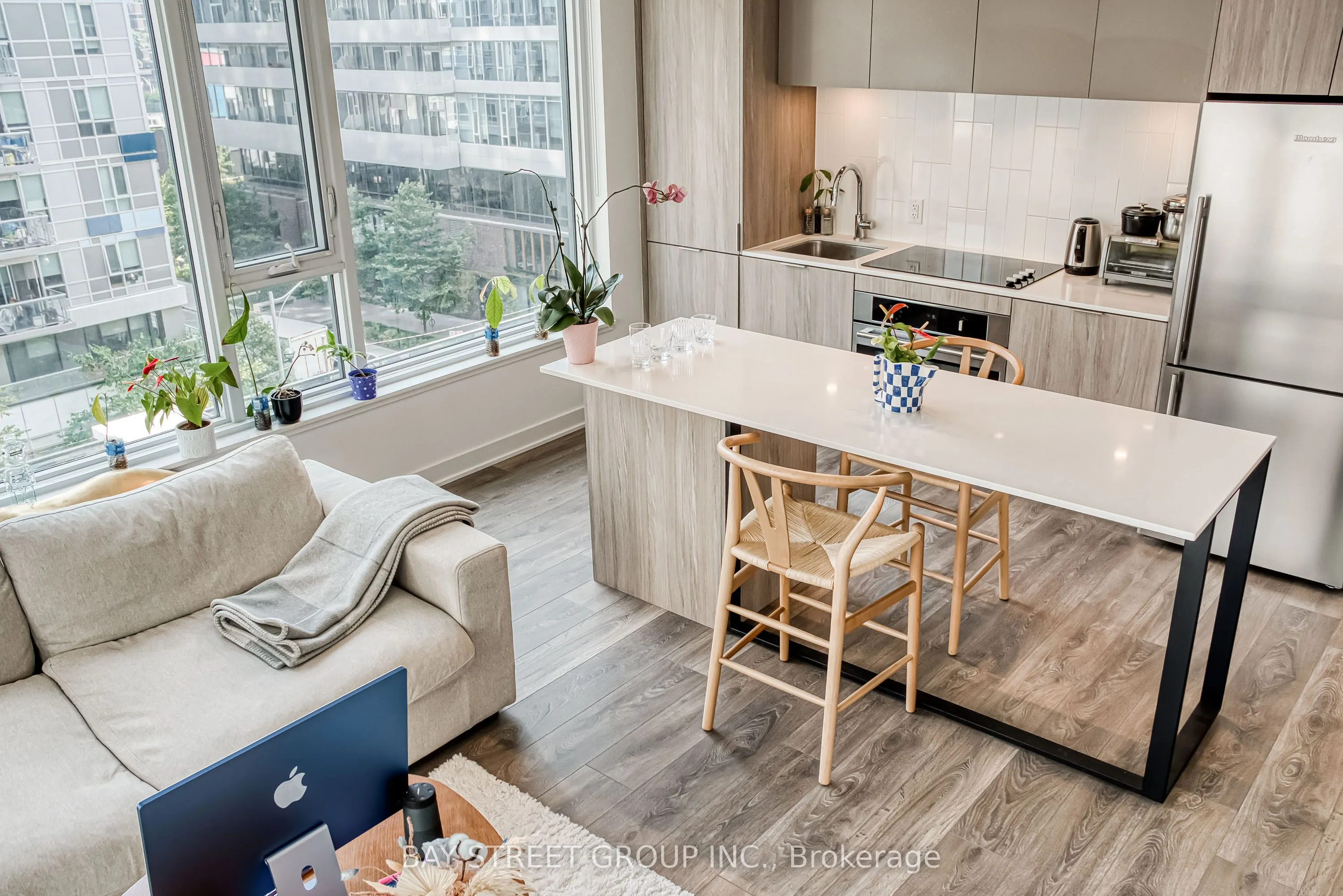 35 Tubman Street, #513