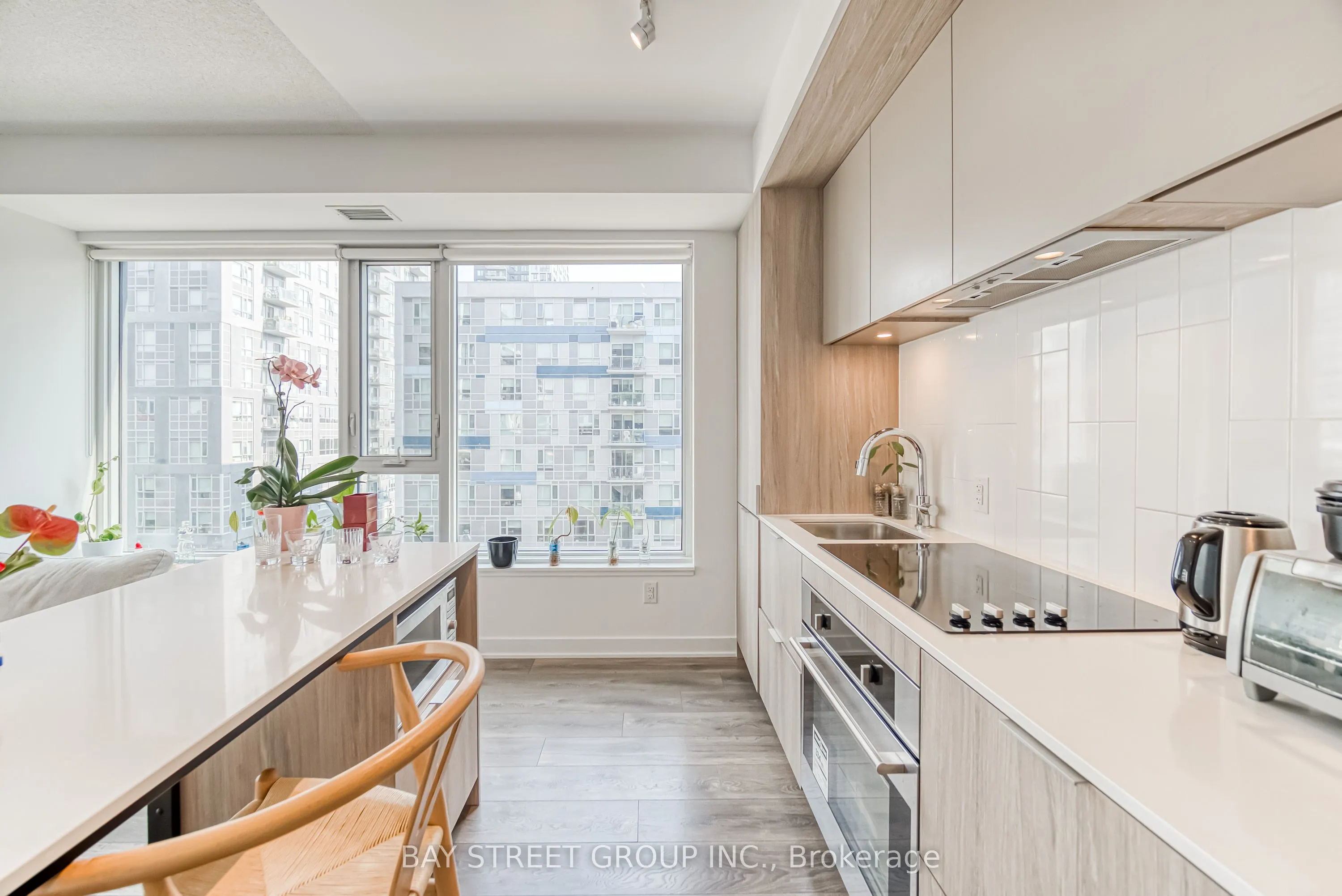 35 Tubman Street, #513