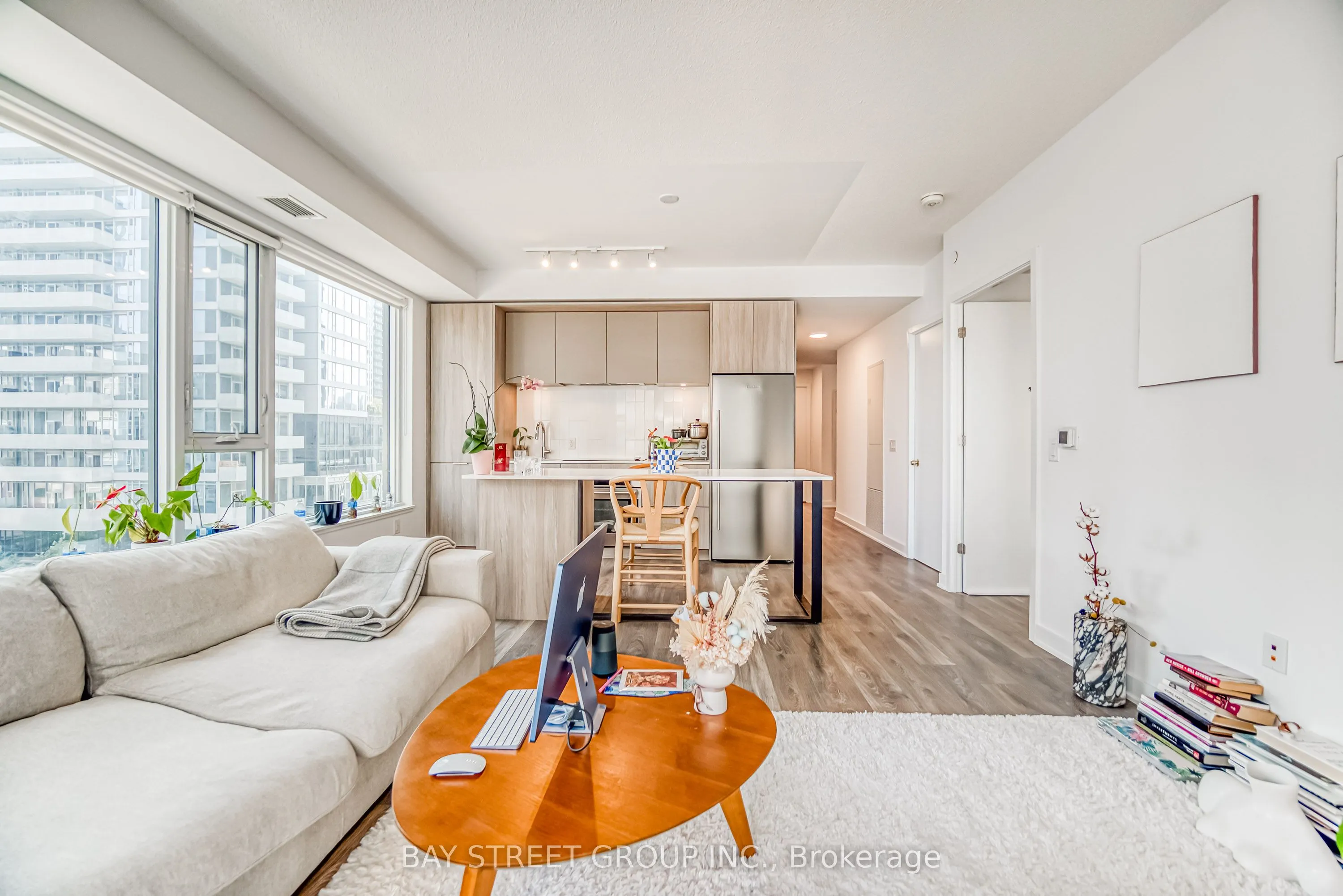 35 Tubman Street, #513