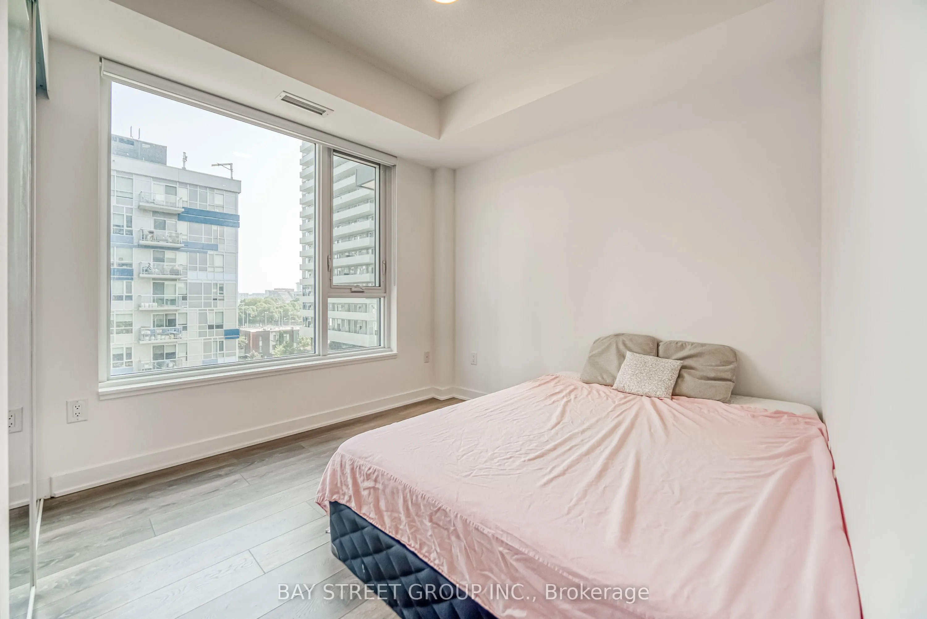 35 Tubman Street, #513