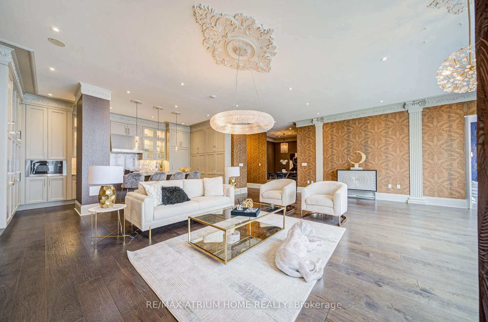 29 Queens Quay E, #1104