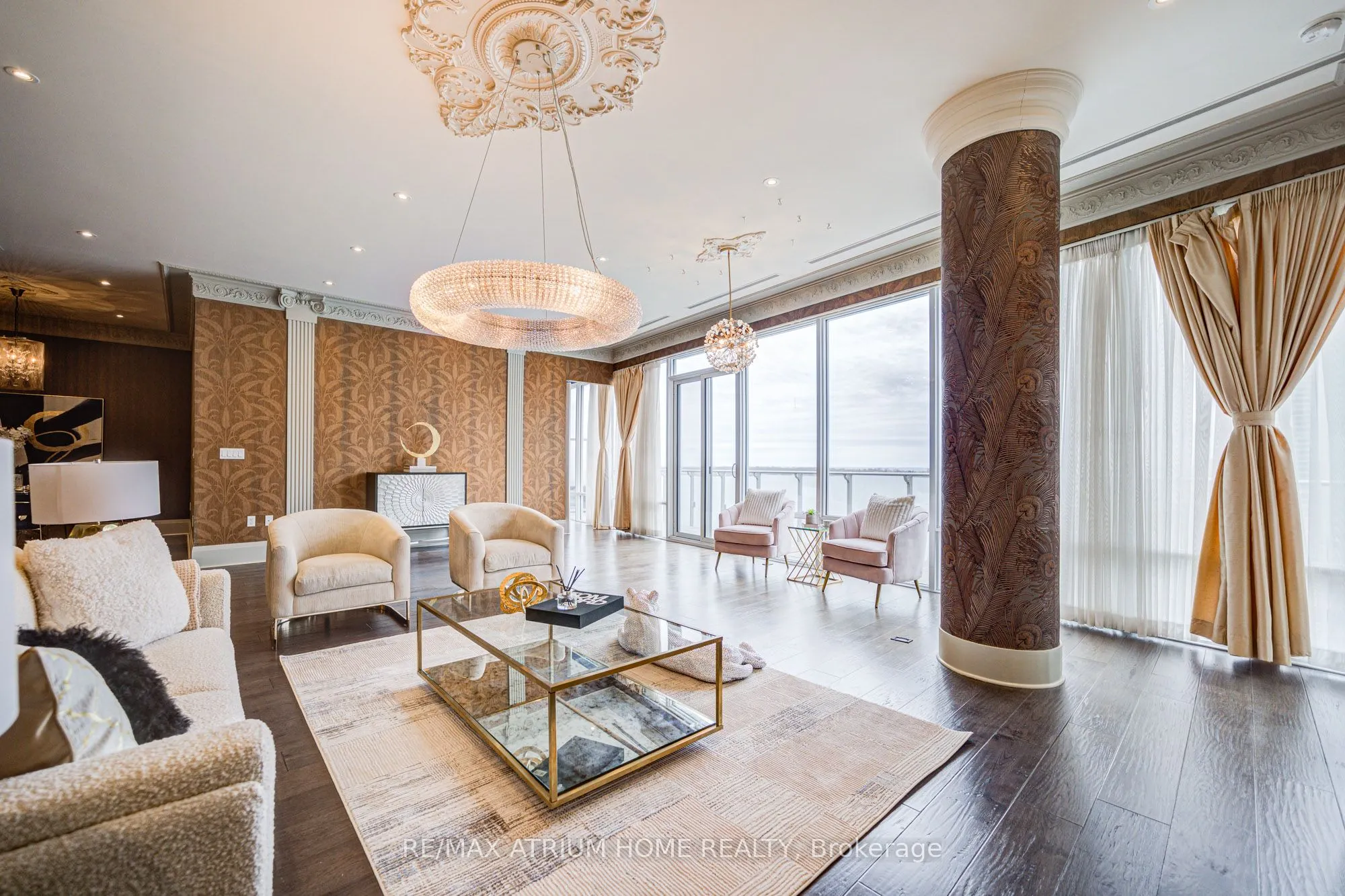 29 Queens Quay E, #1104