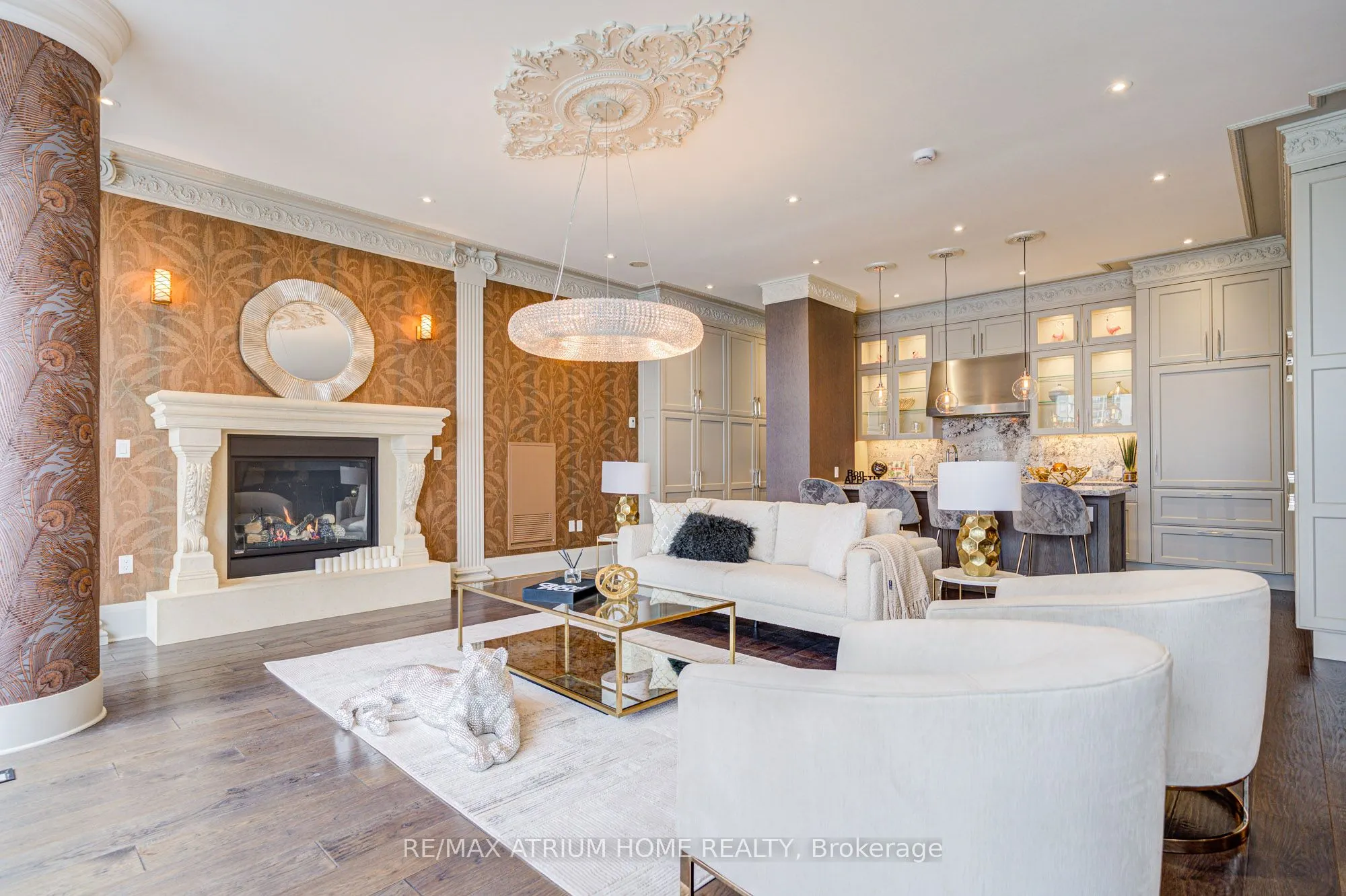 29 Queens Quay E, #1104