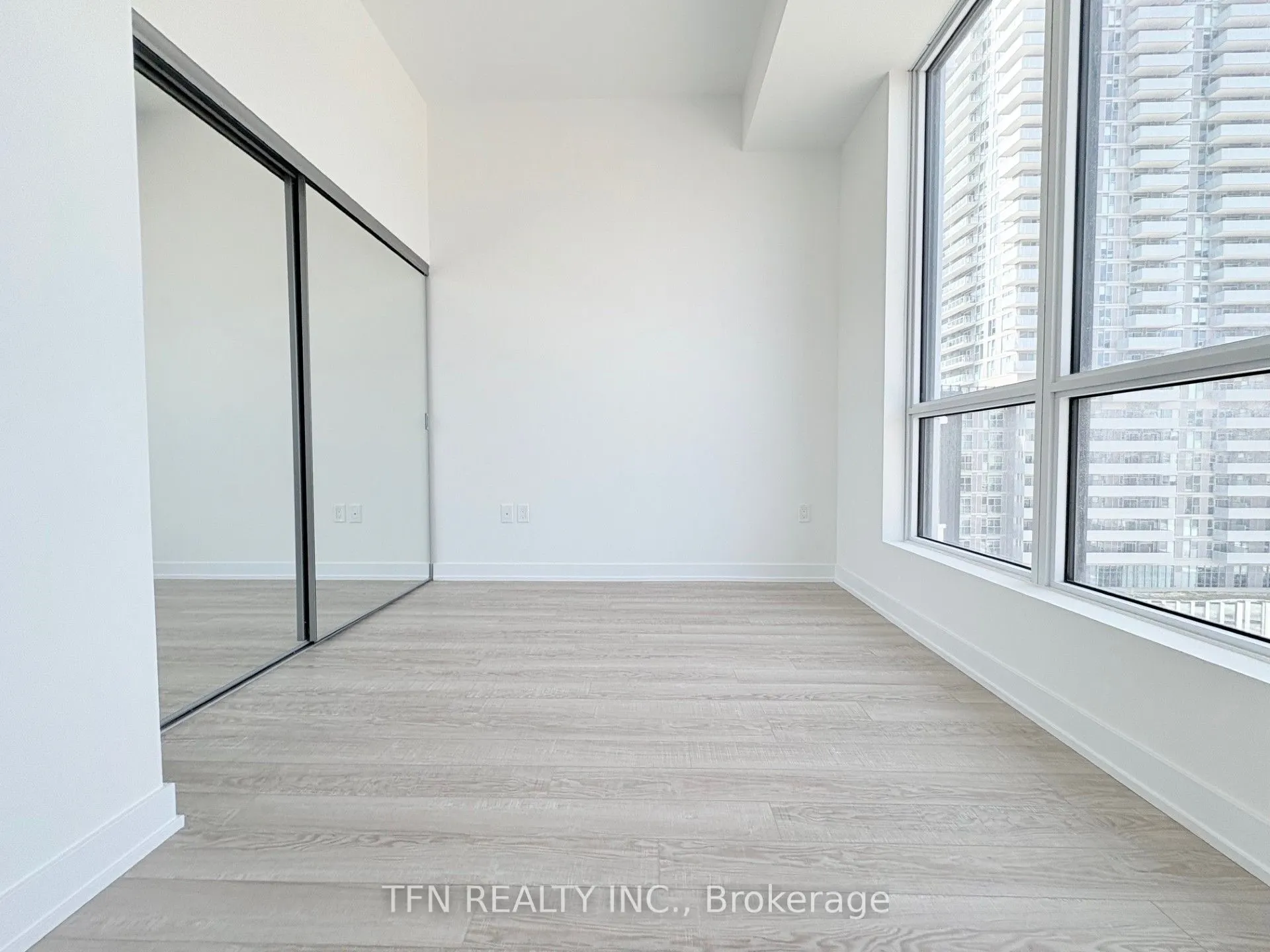 15 Richardson Street, #1104