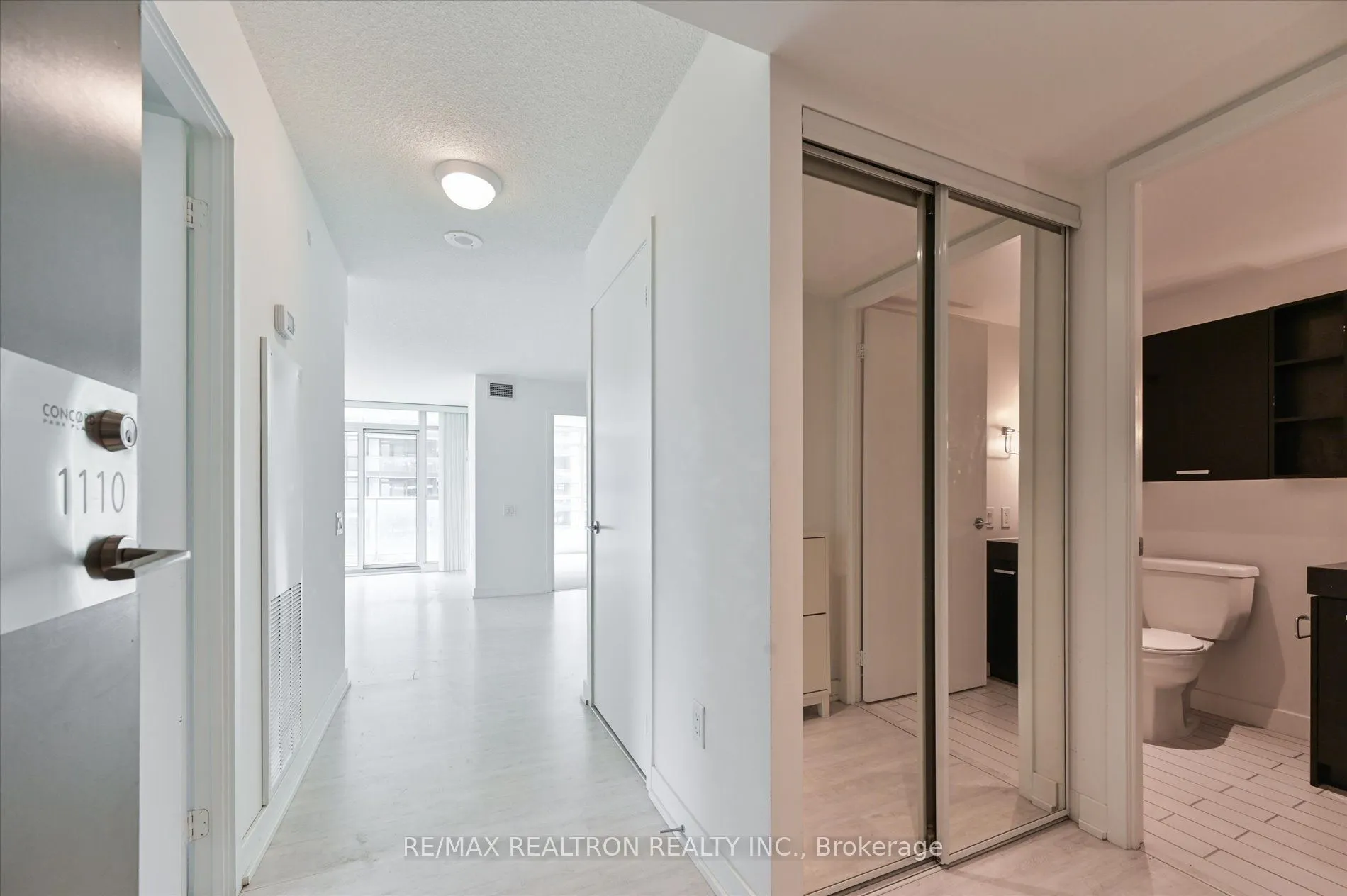 15 Singer Court, #1110