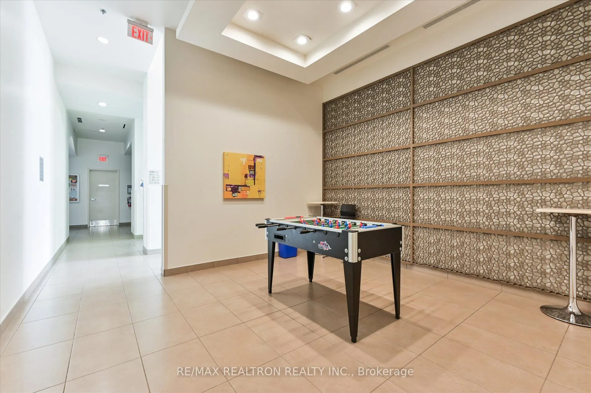 15 Singer Court, #1110