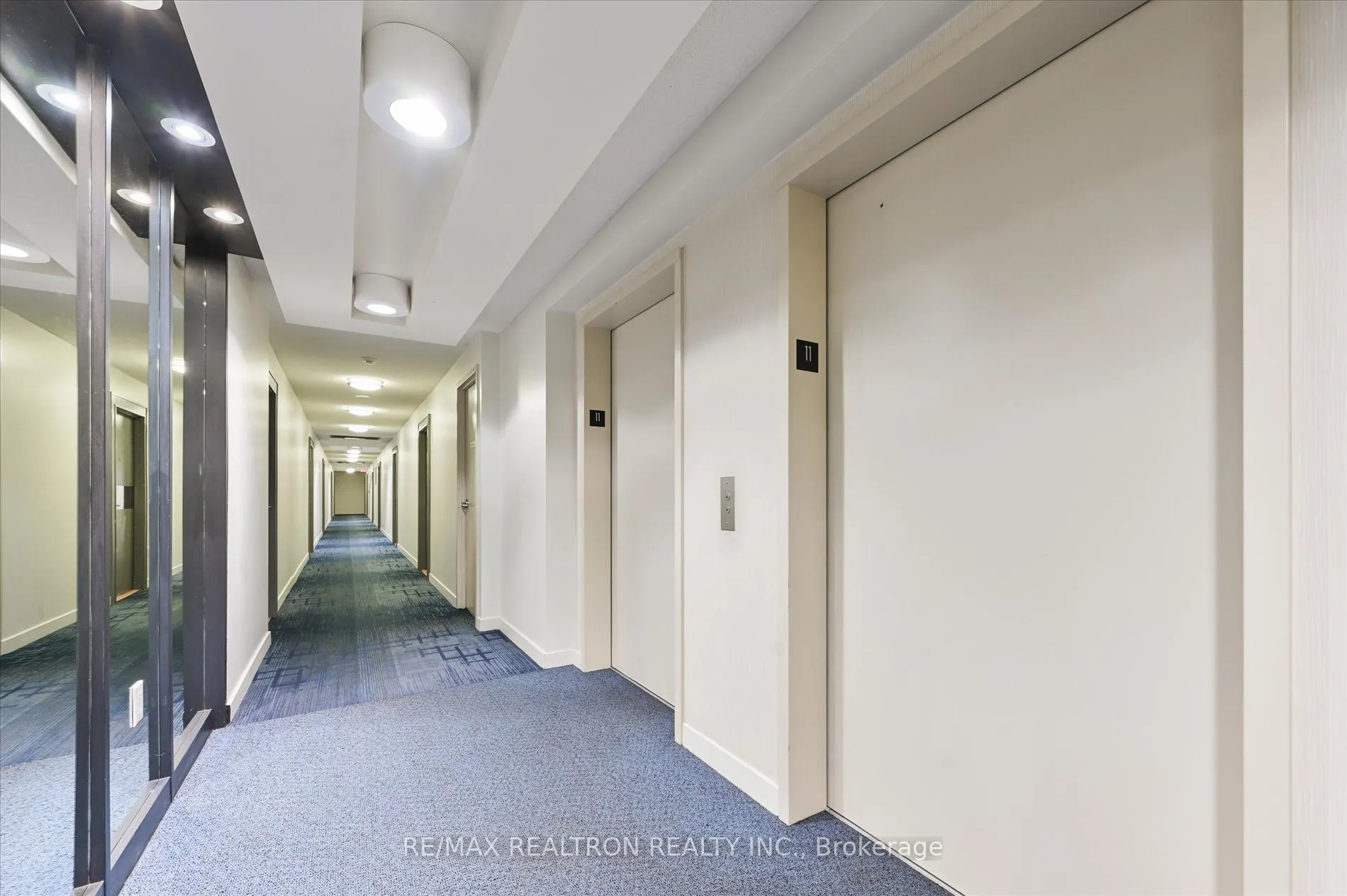15 Singer Court, #1110