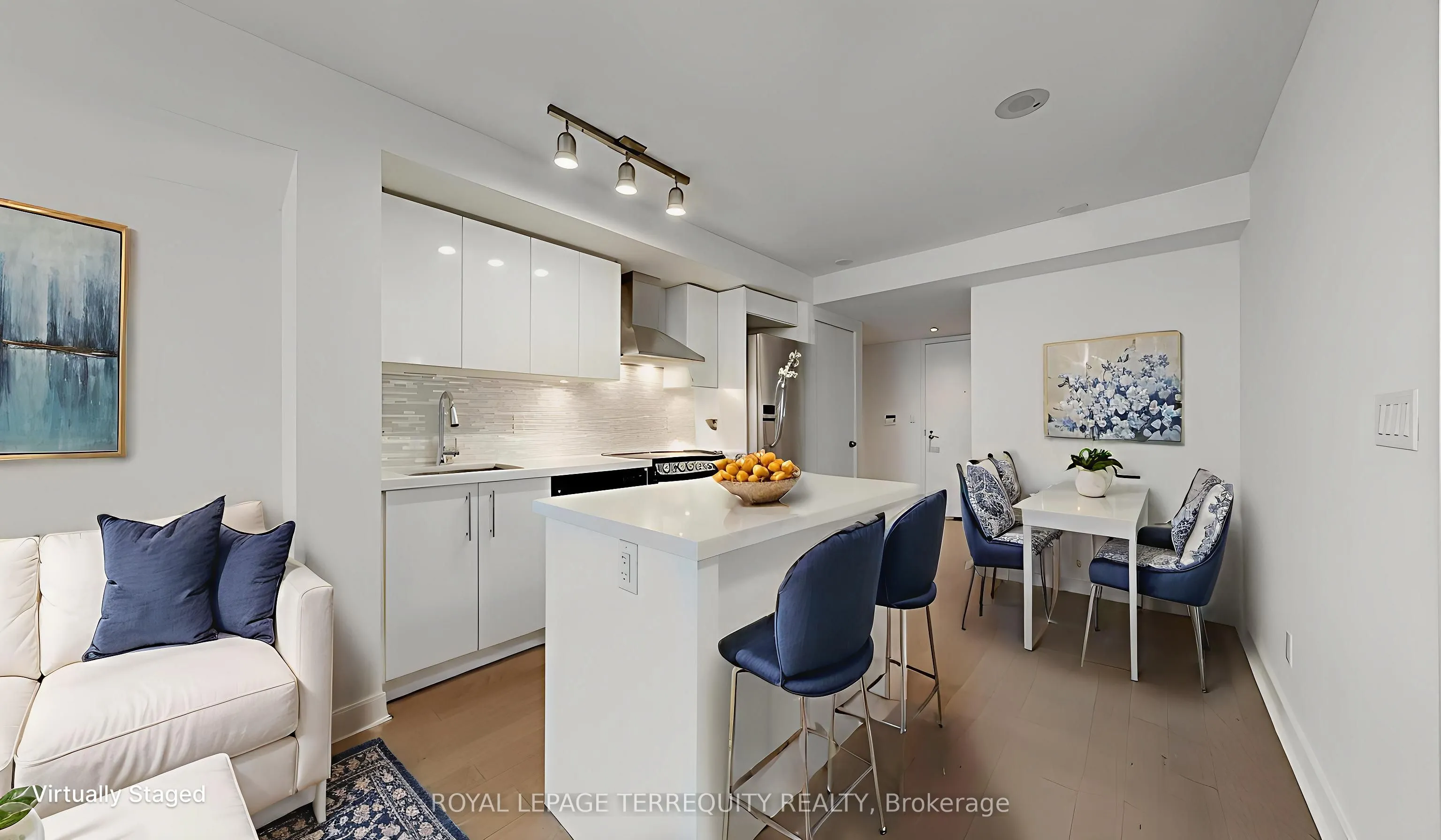 58 Orchard View Boulevard, #705