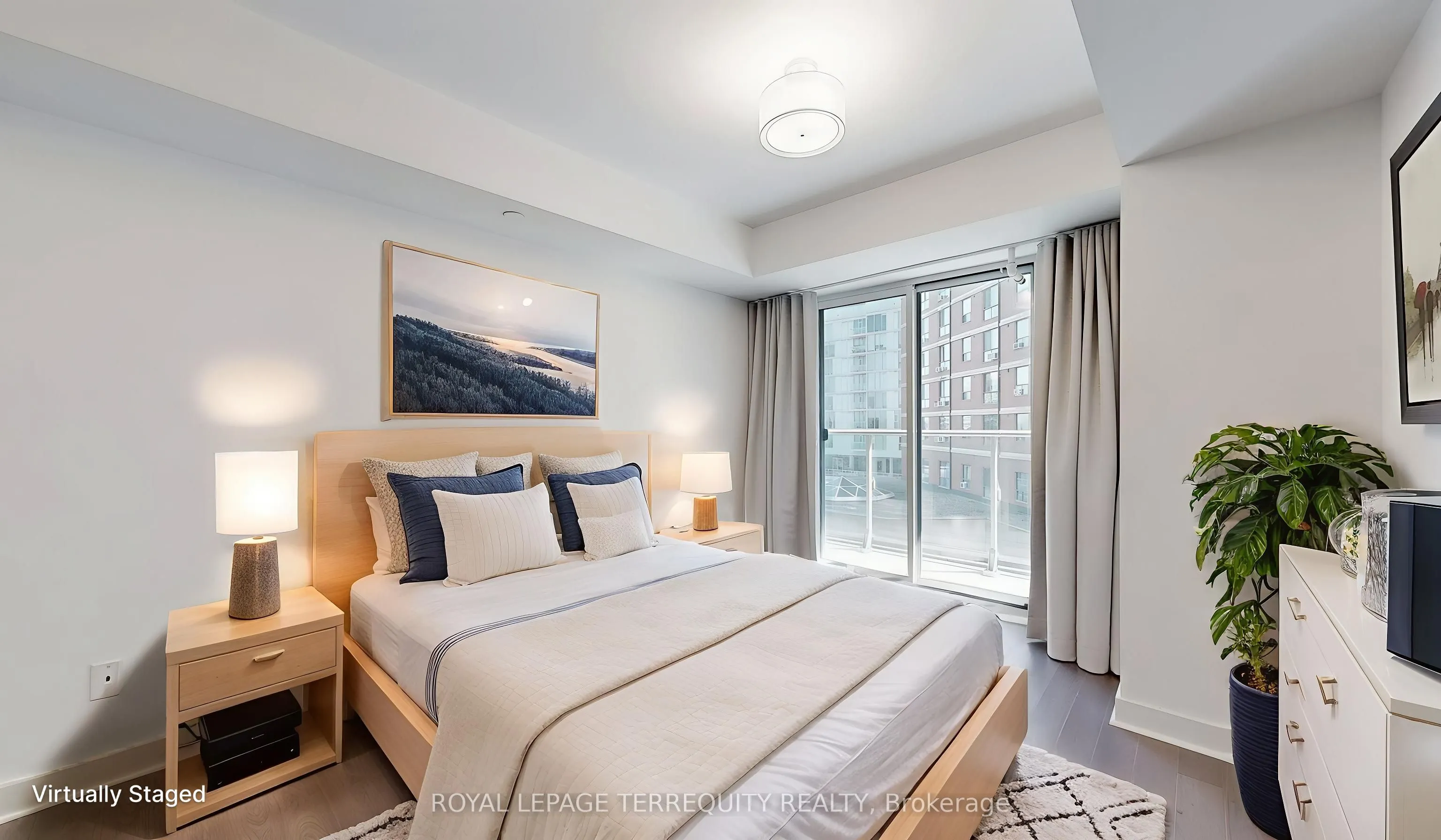 58 Orchard View Boulevard, #705