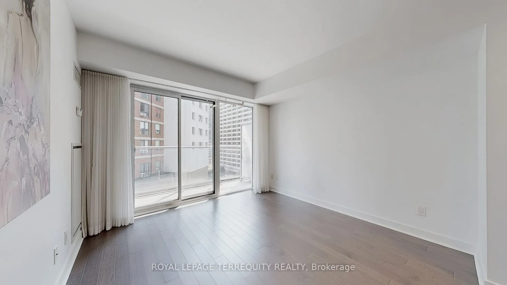 58 Orchard View Boulevard, #705