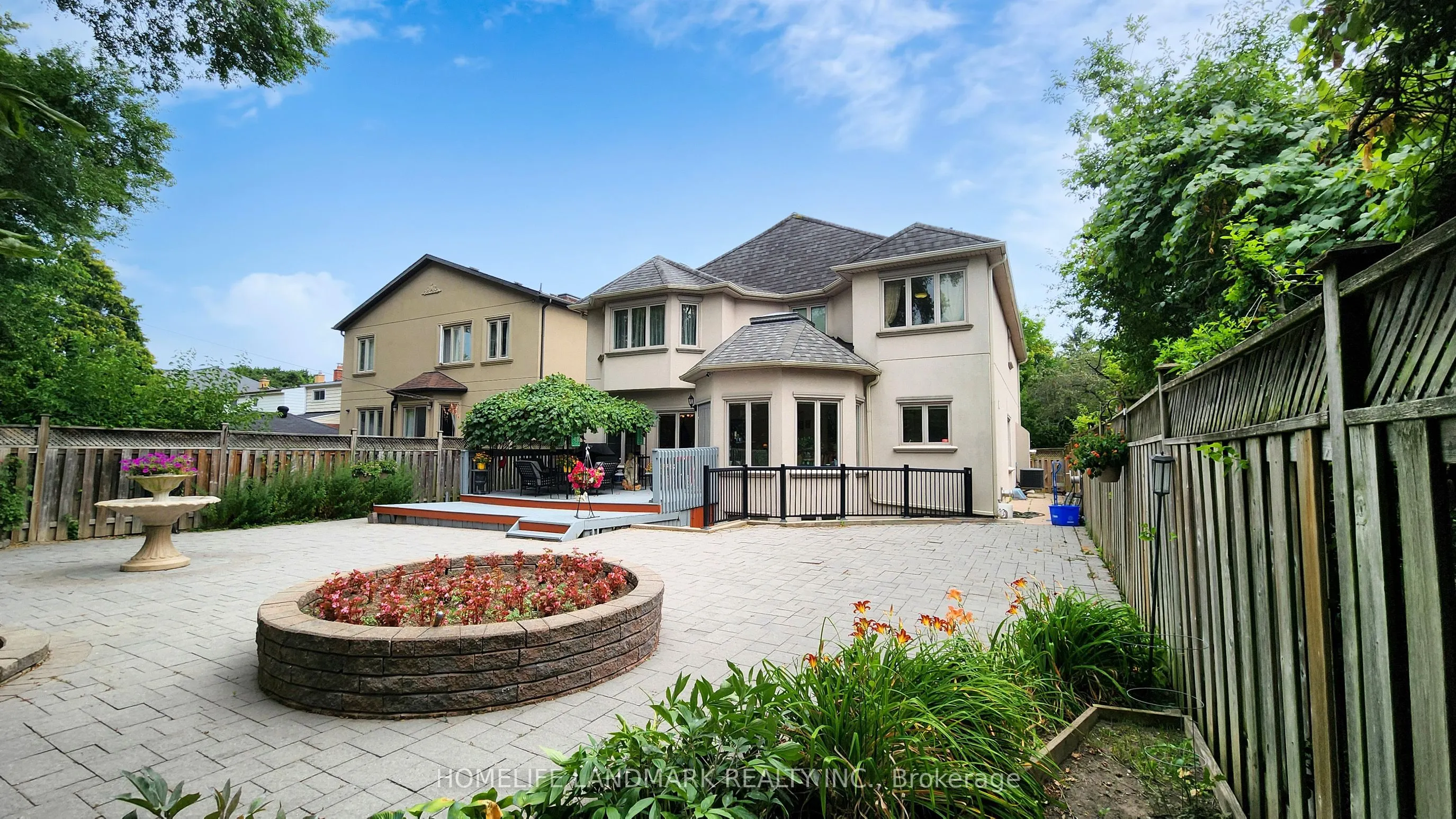 122 Norton Avenue