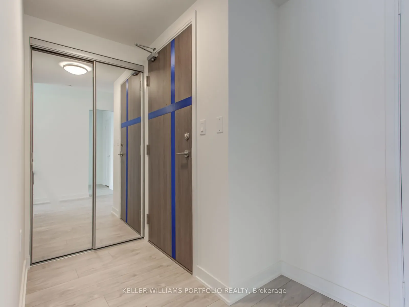 576 Front Street W, #503