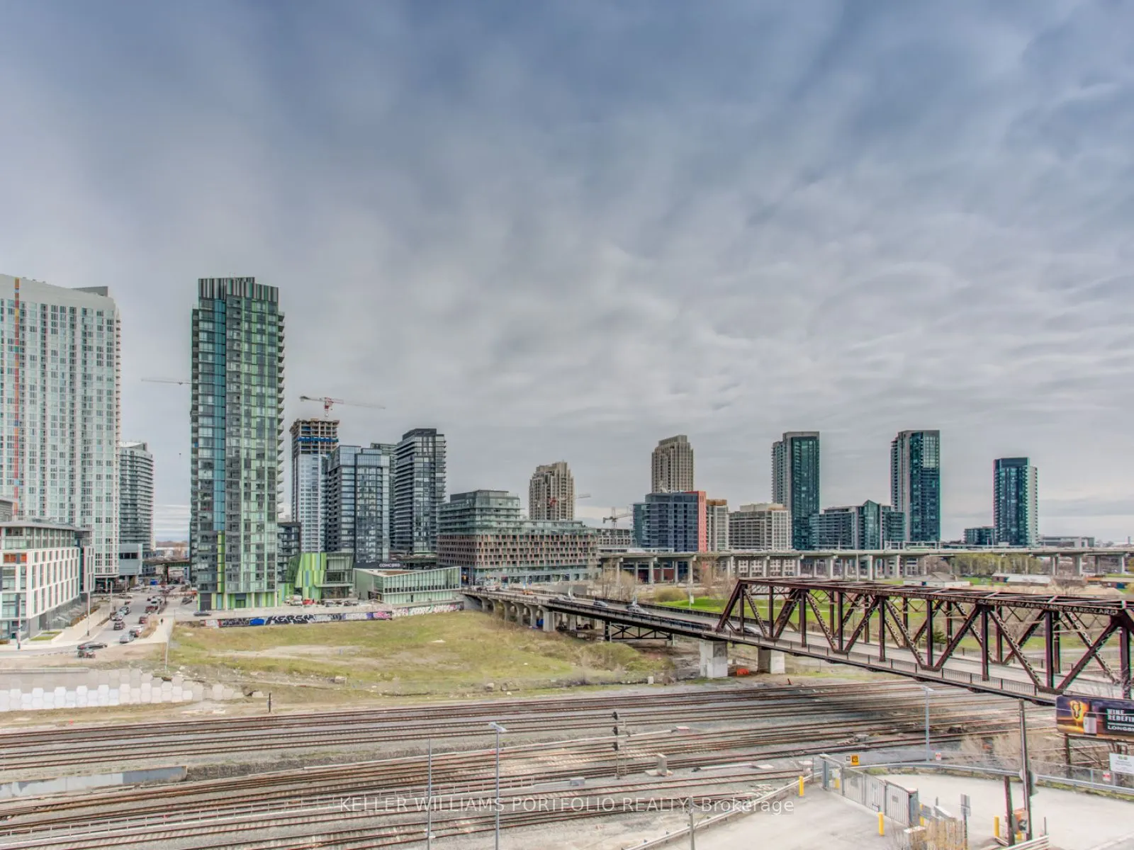 576 Front Street W, #503
