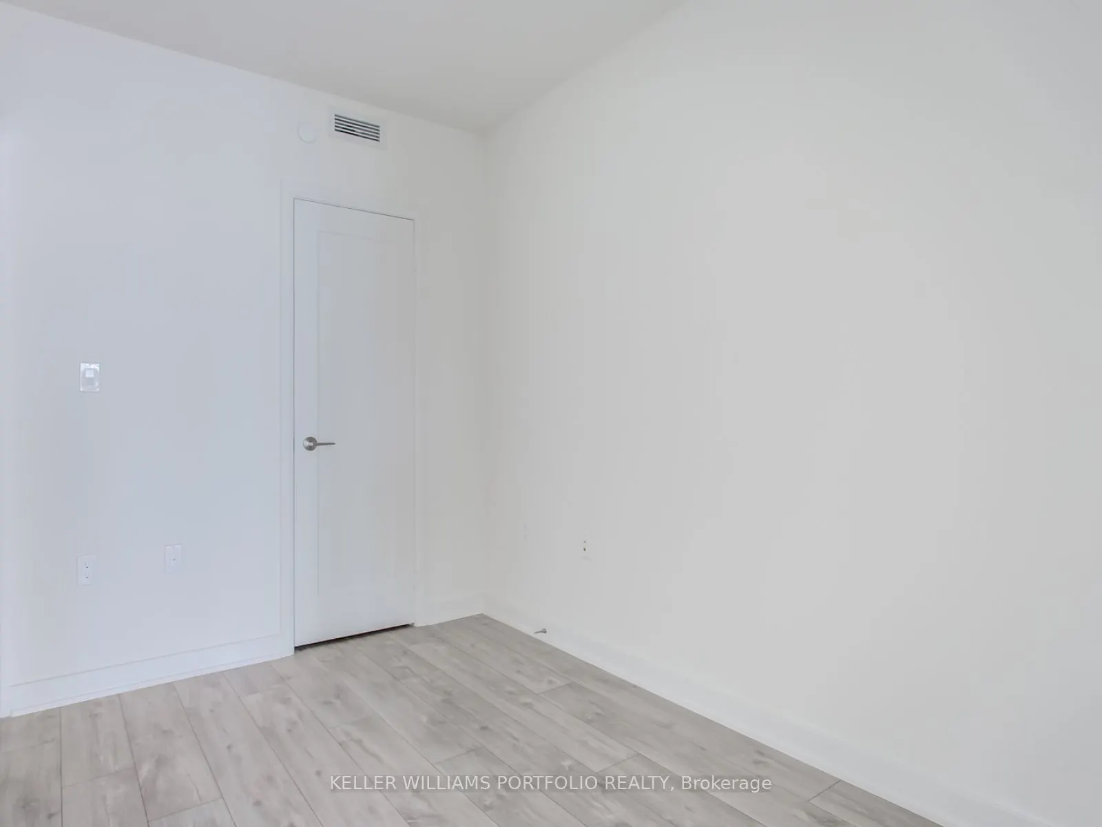 576 Front Street W, #503