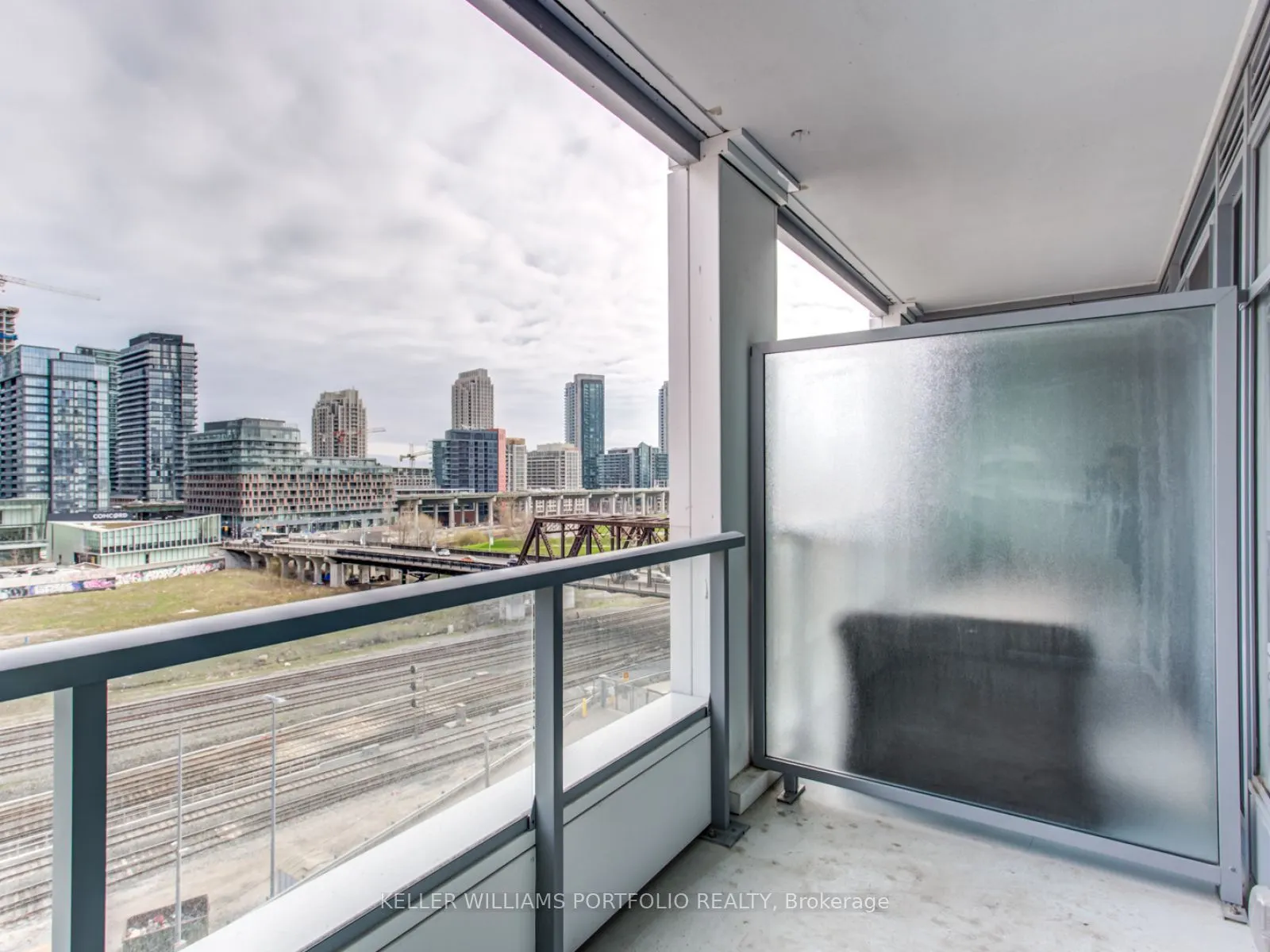 576 Front Street W, #503