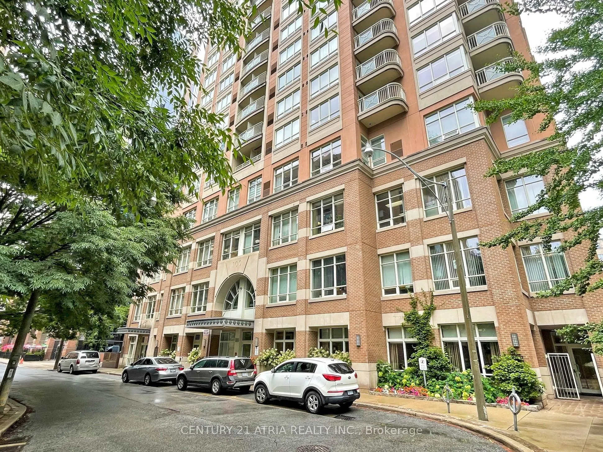 100 Hayden Street, #1202