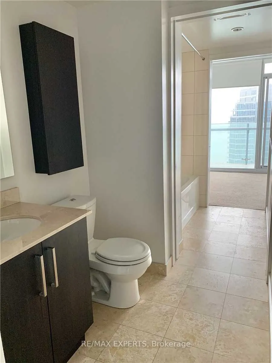 12 York Street, #3104