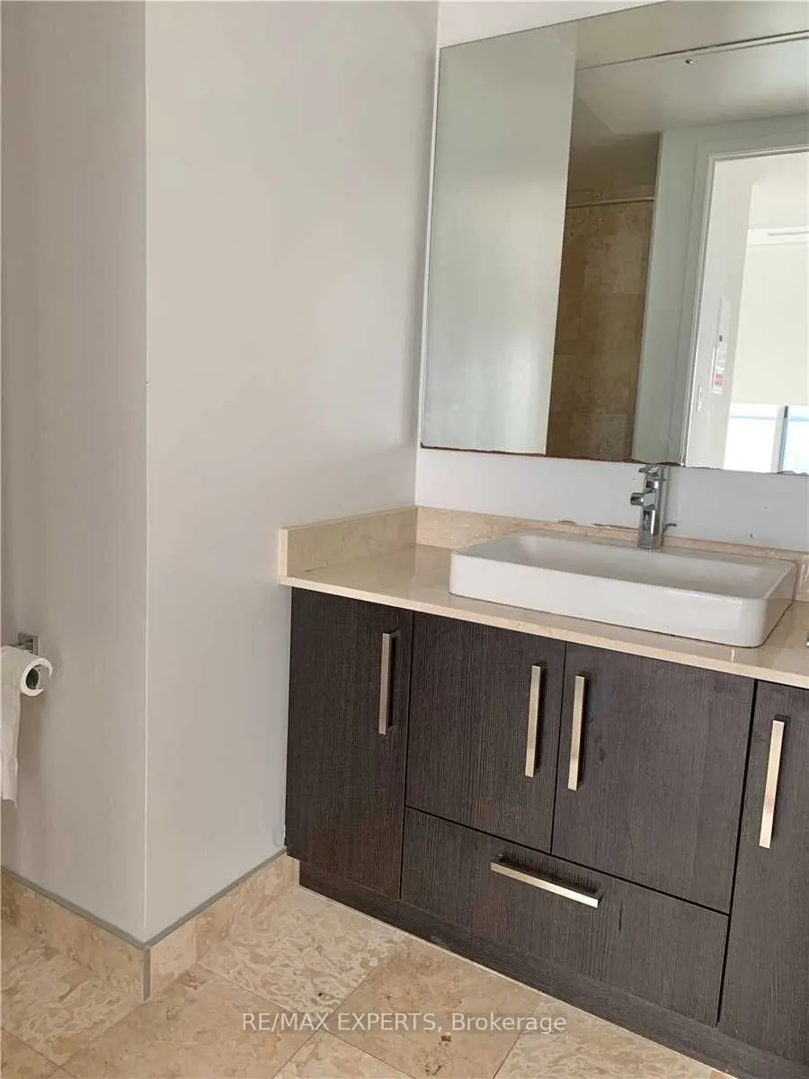 12 York Street, #3104