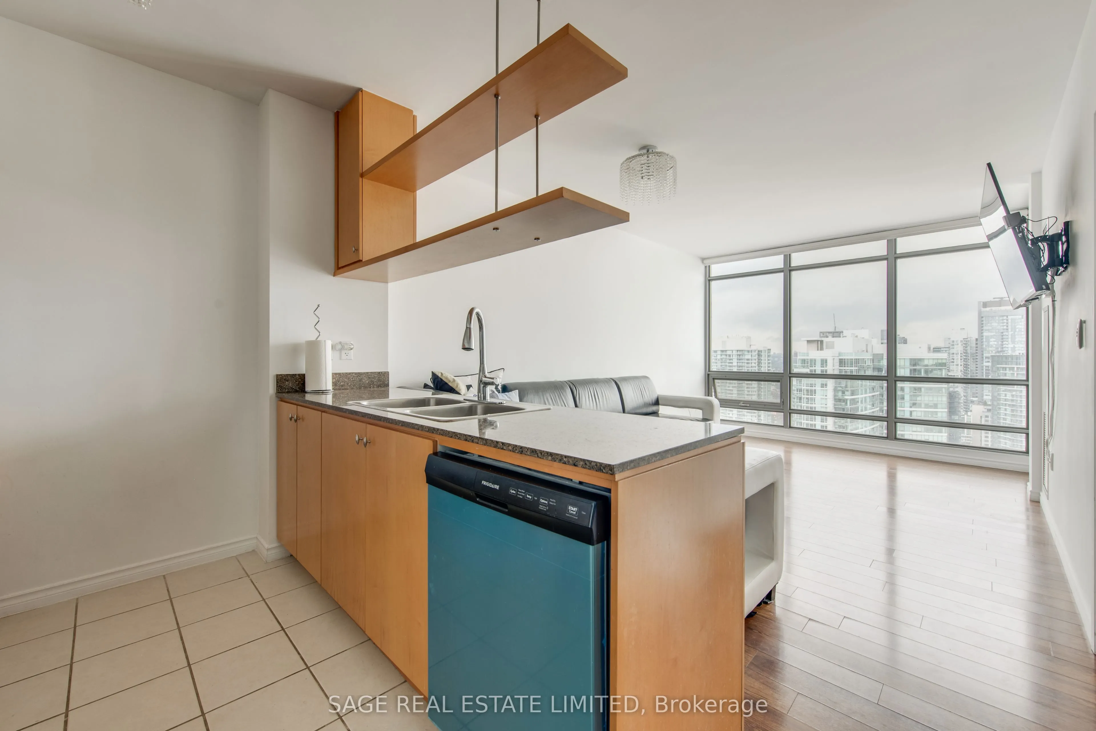 5 Mariner Terrace, #3909