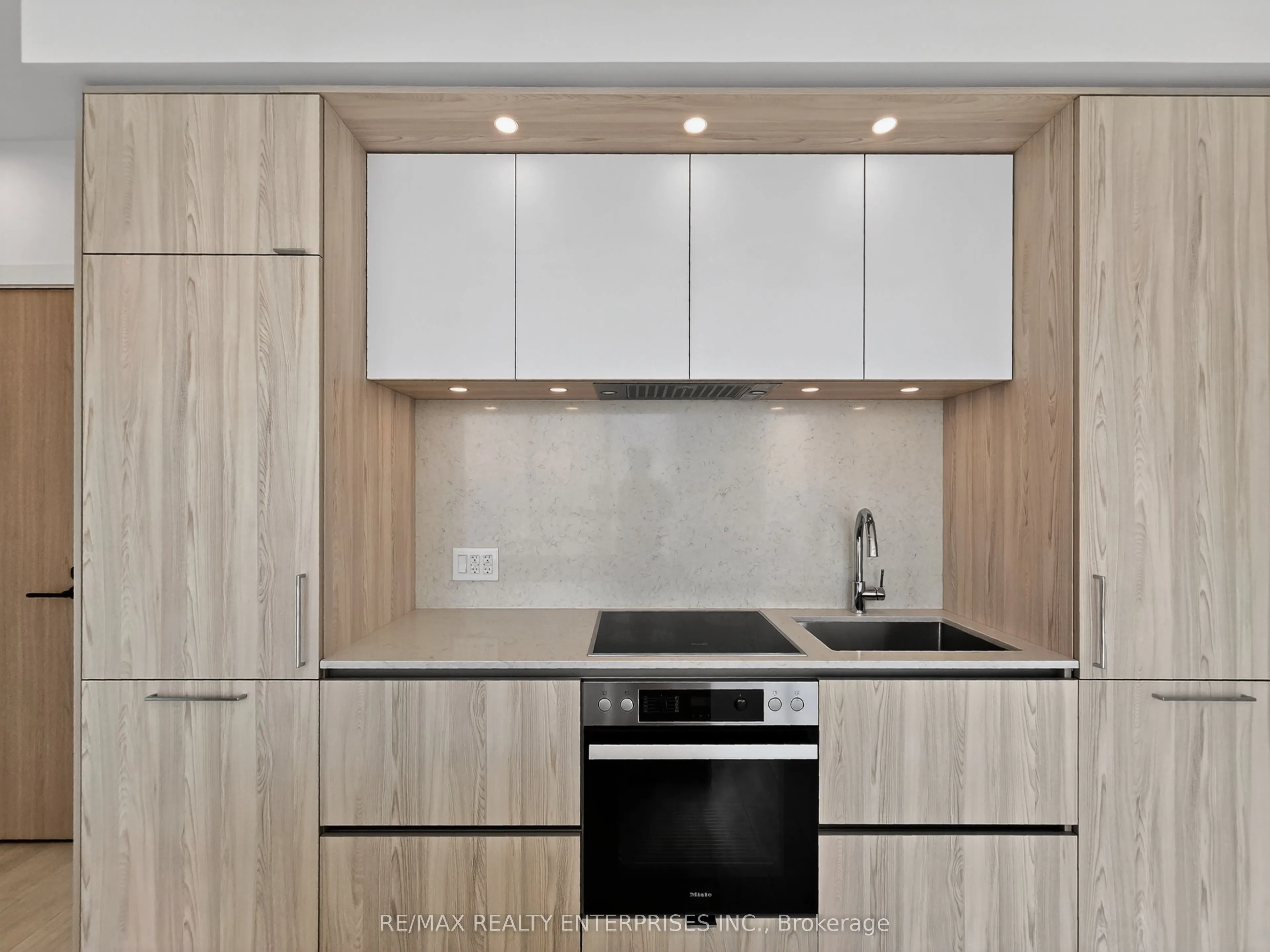 15 Mercer Street, #2701