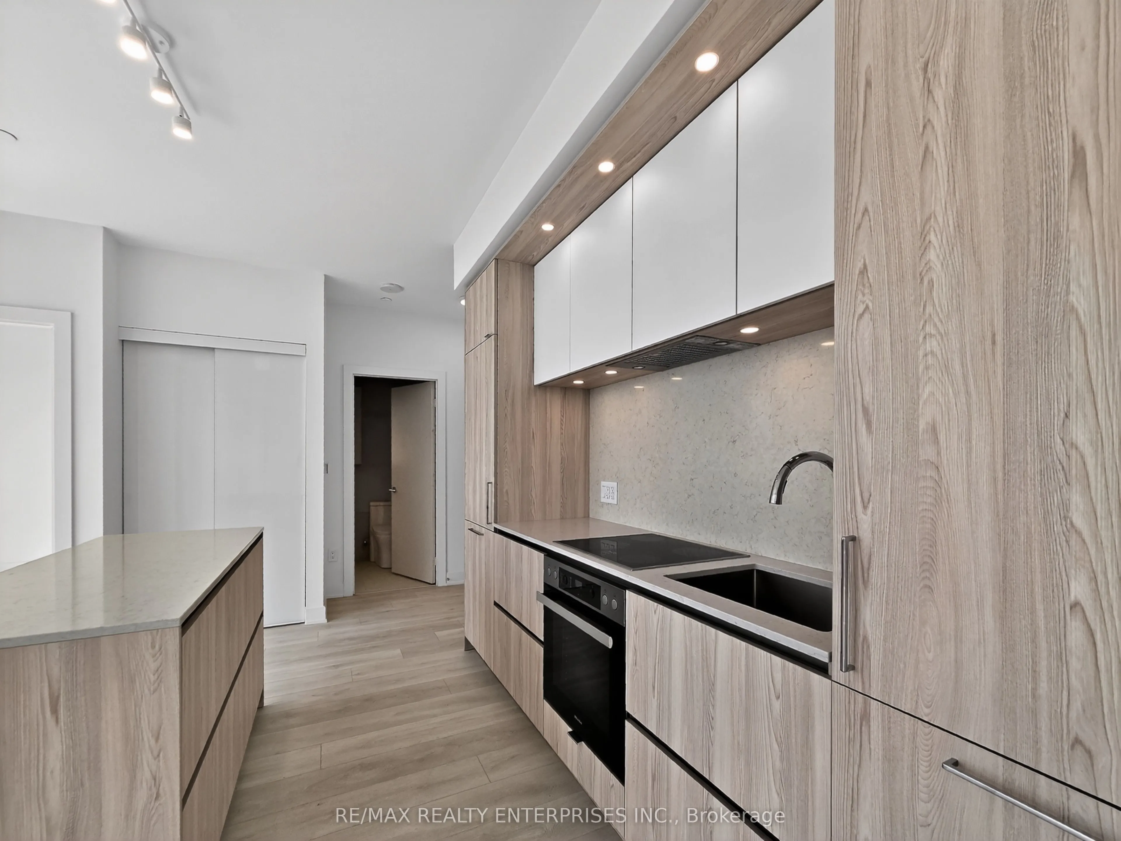 15 Mercer Street, #2701