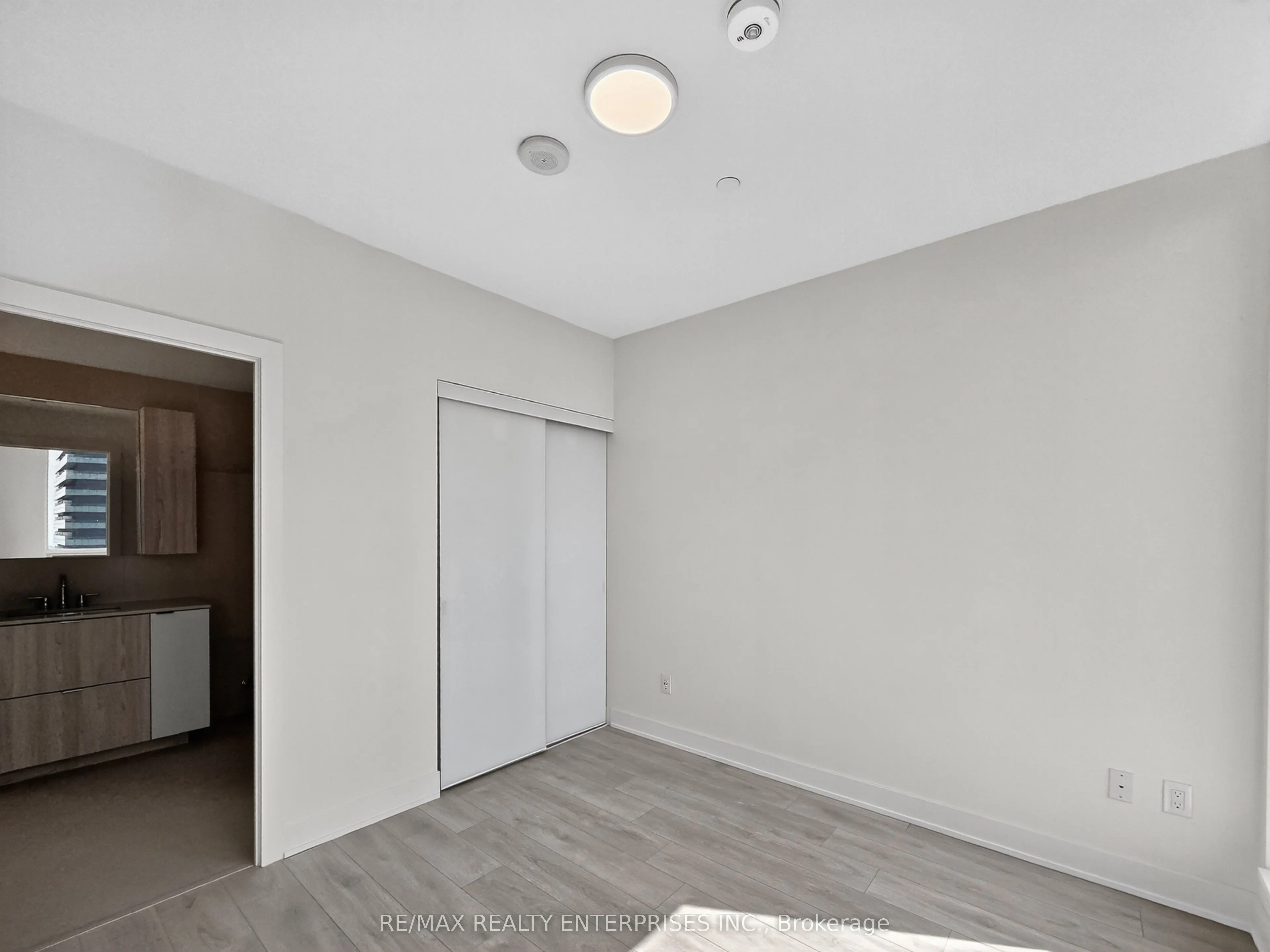 15 Mercer Street, #2701
