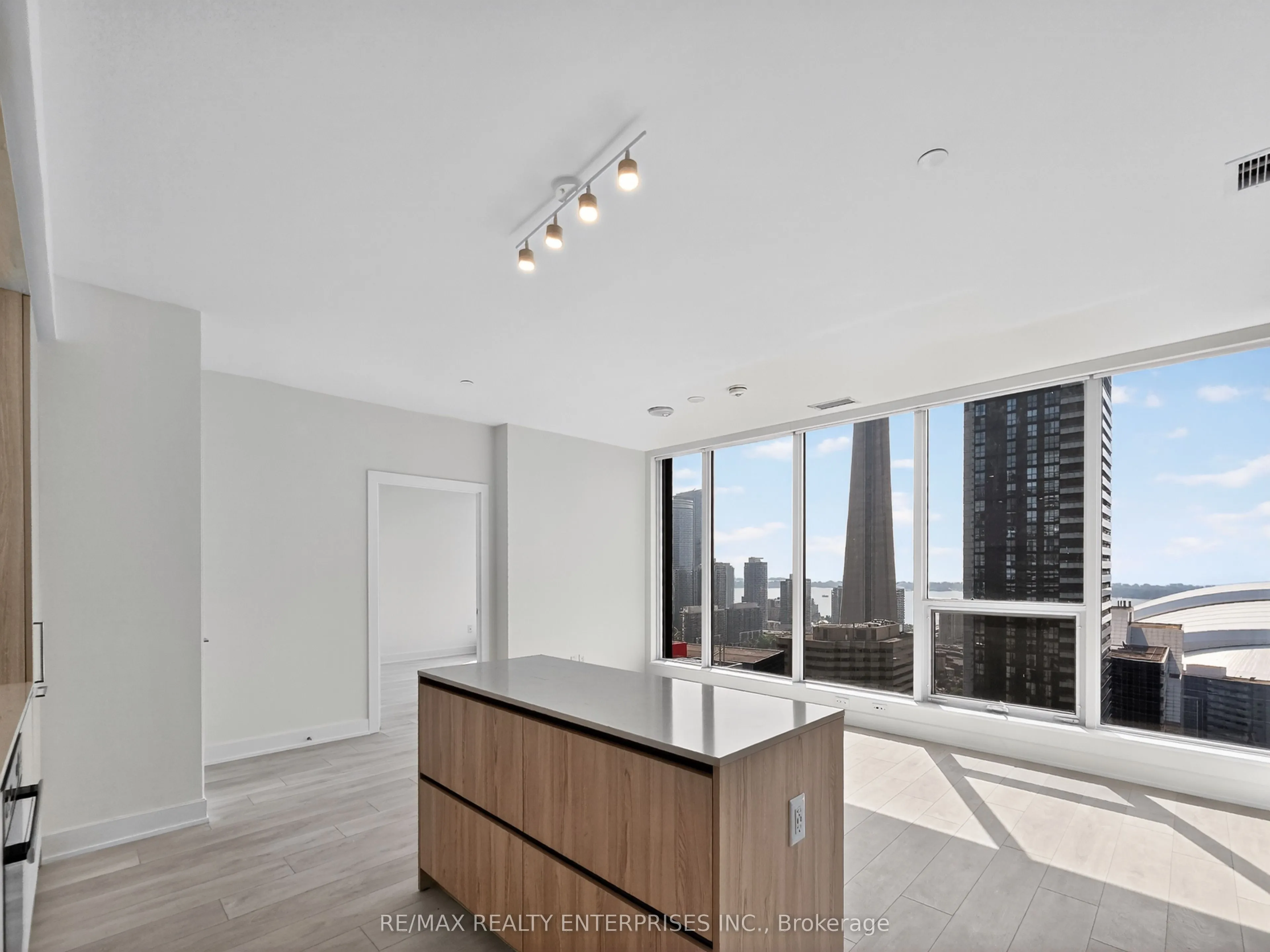 15 Mercer Street, #2701