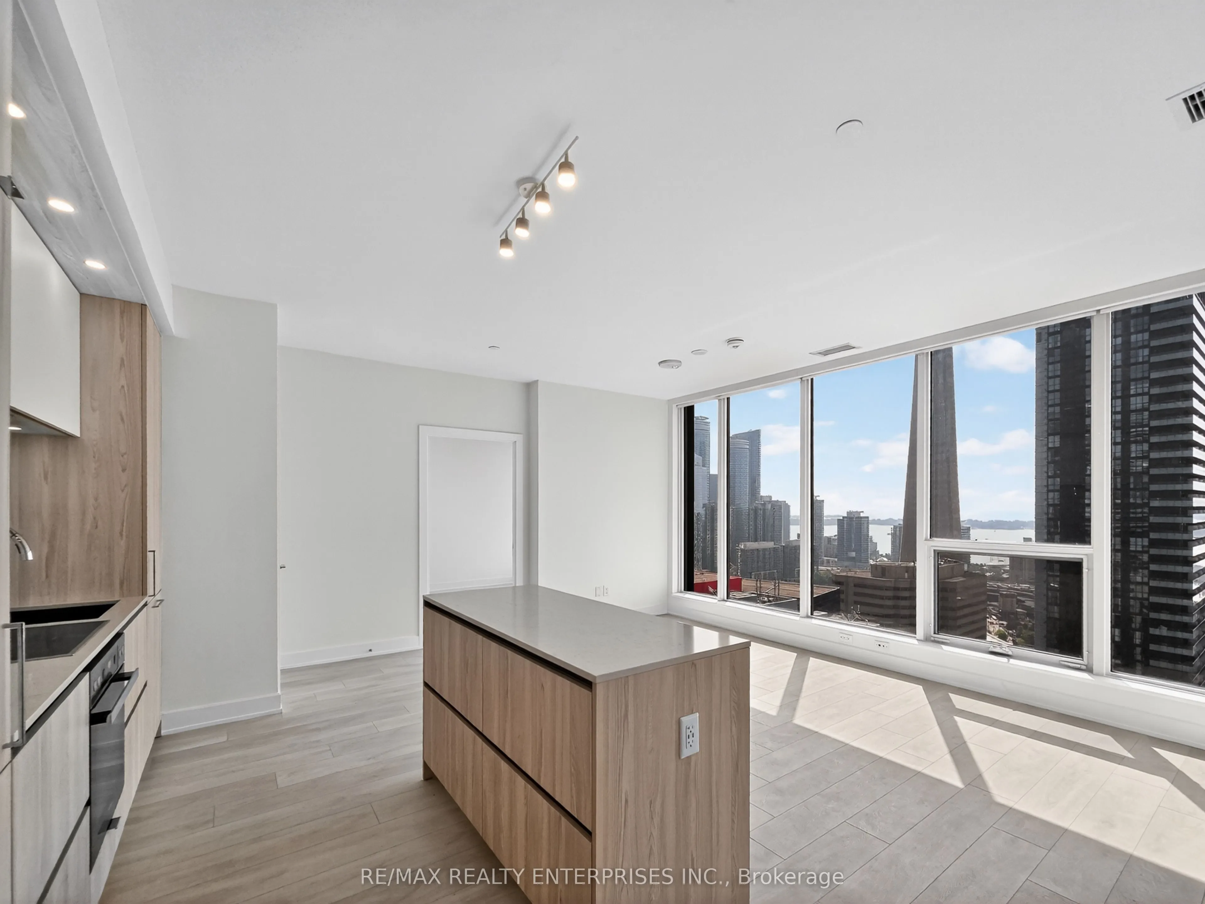 15 Mercer Street, #2701
