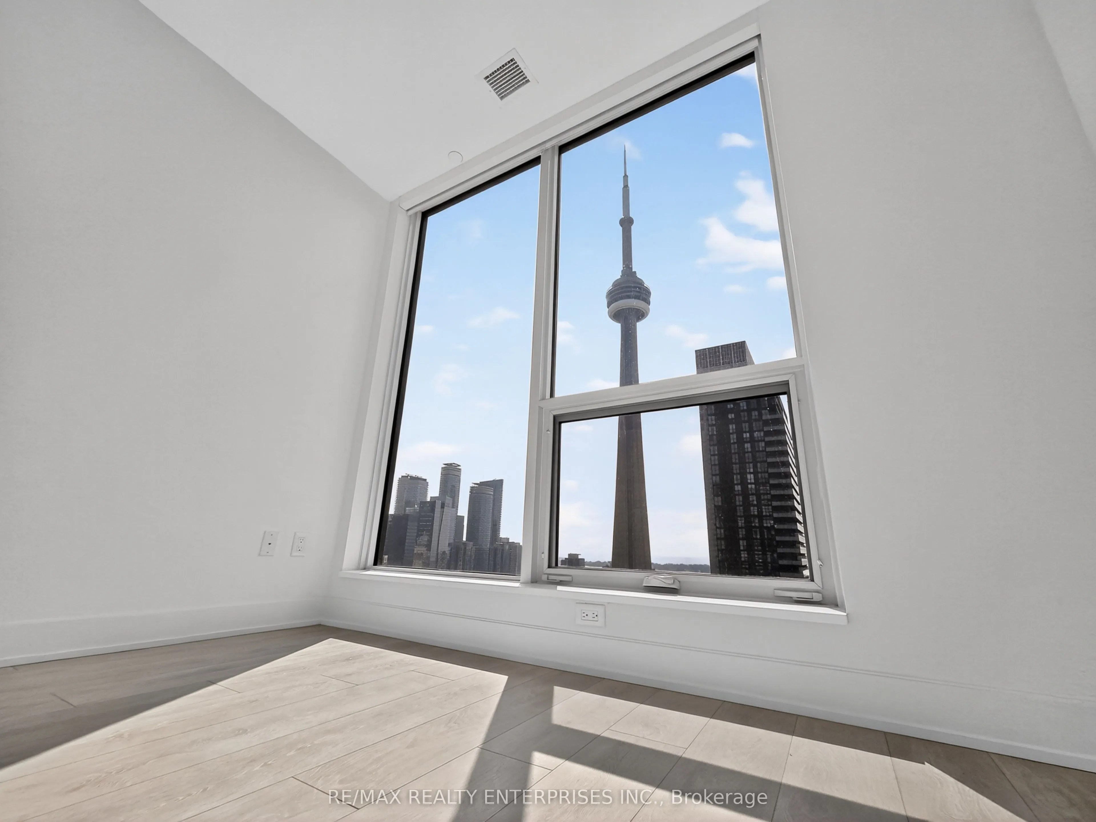 15 Mercer Street, #2701