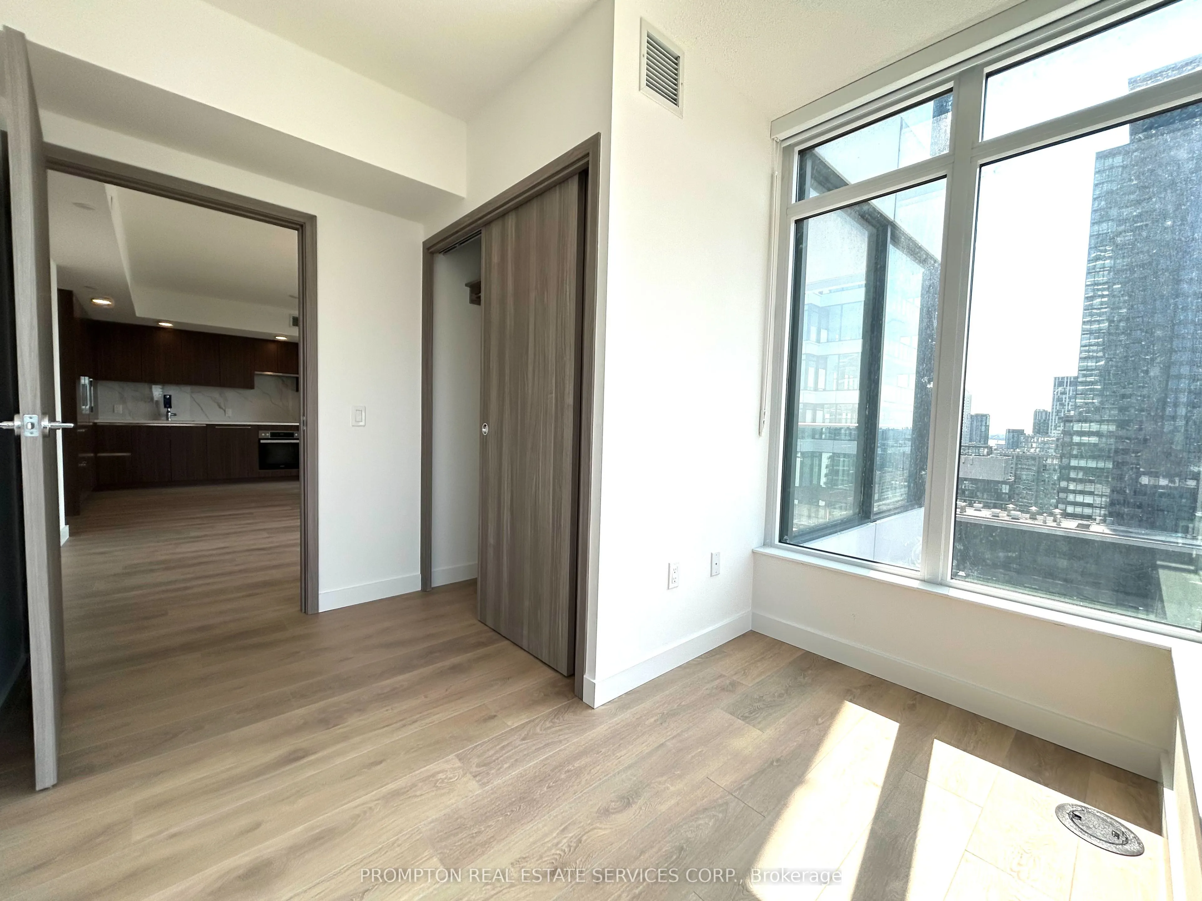1 Concord Cityplace Way, #2711
