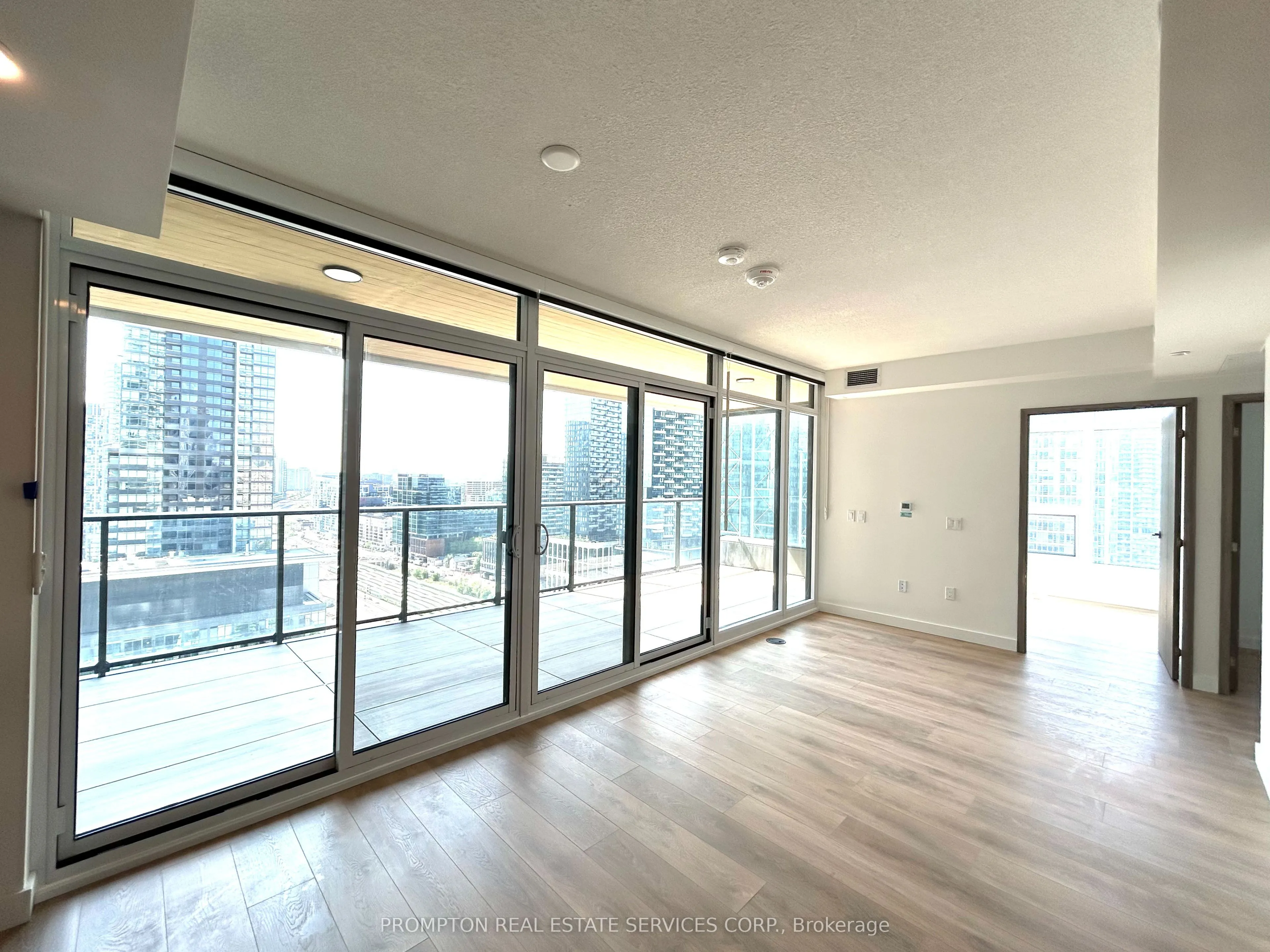 1 Concord Cityplace Way, #2711