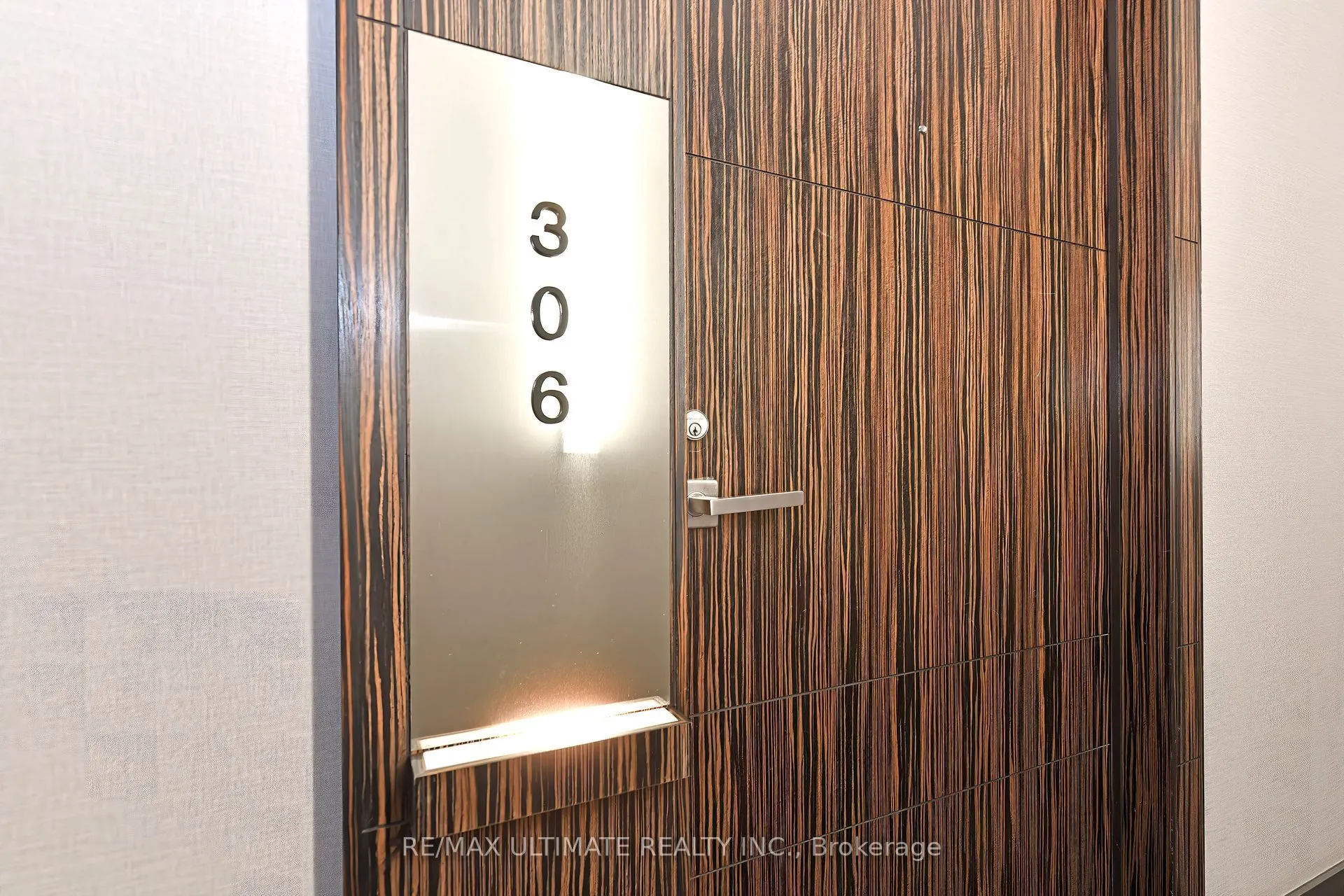 3018 Yonge Street, #806