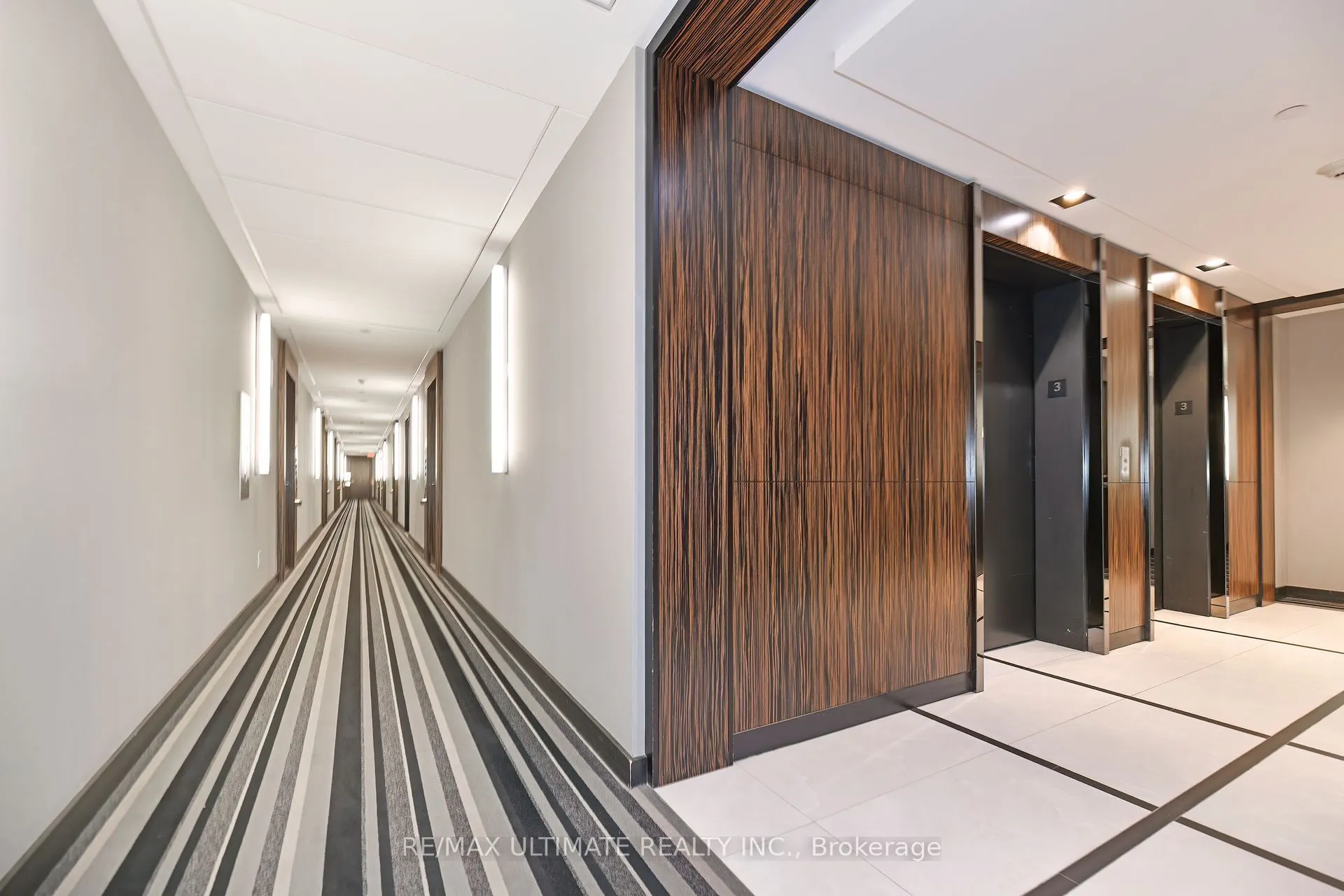 3018 Yonge Street, #806