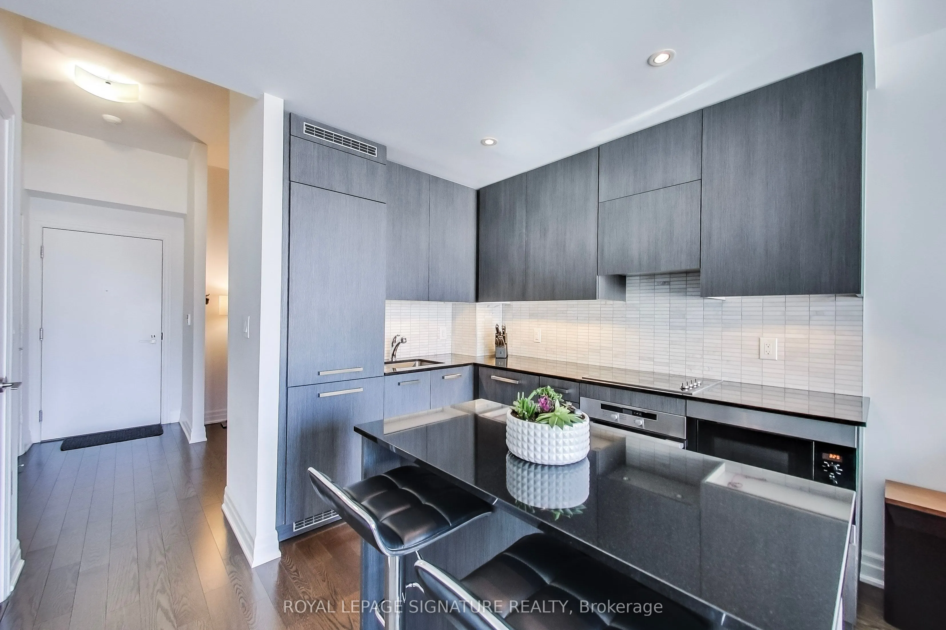 8 The Esplanade, #1104