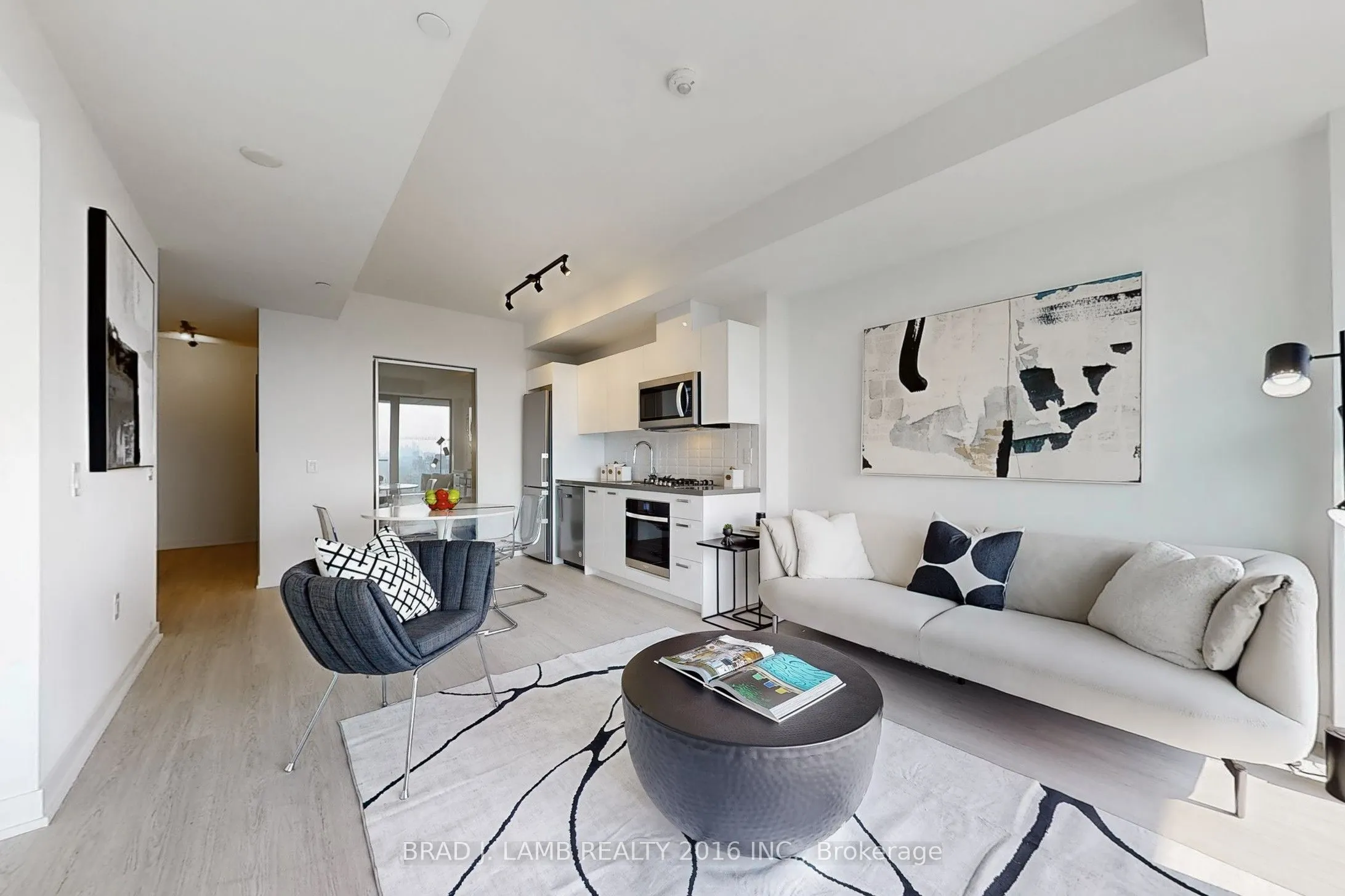 195 McCaul Street, #1501