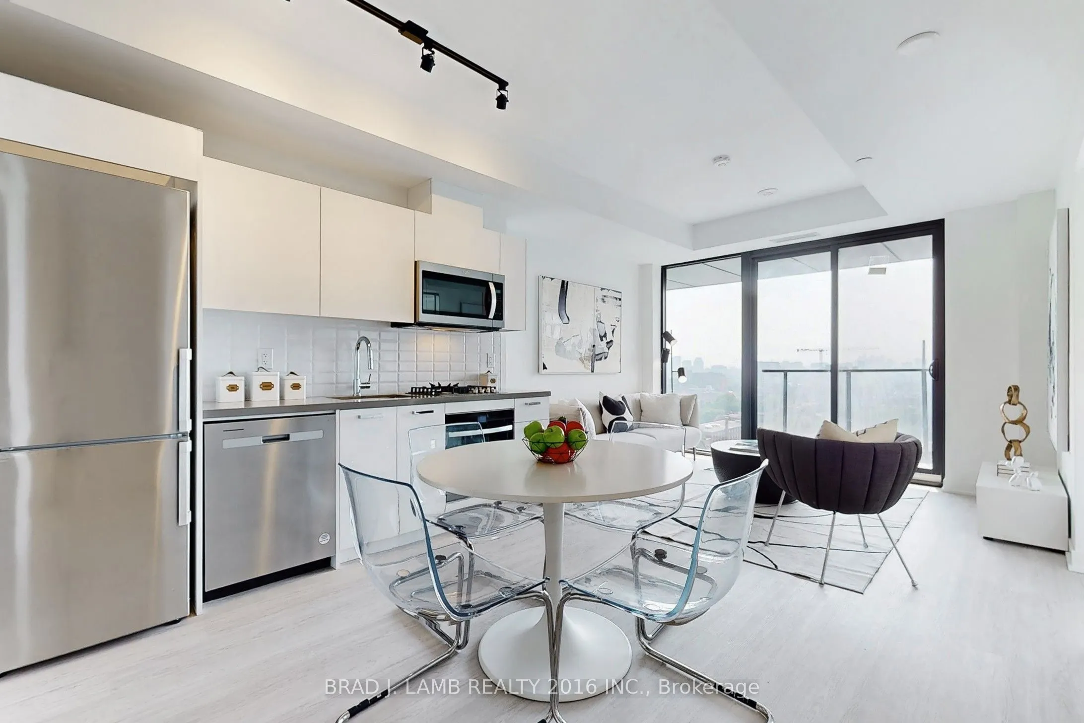 195 McCaul Street, #1501