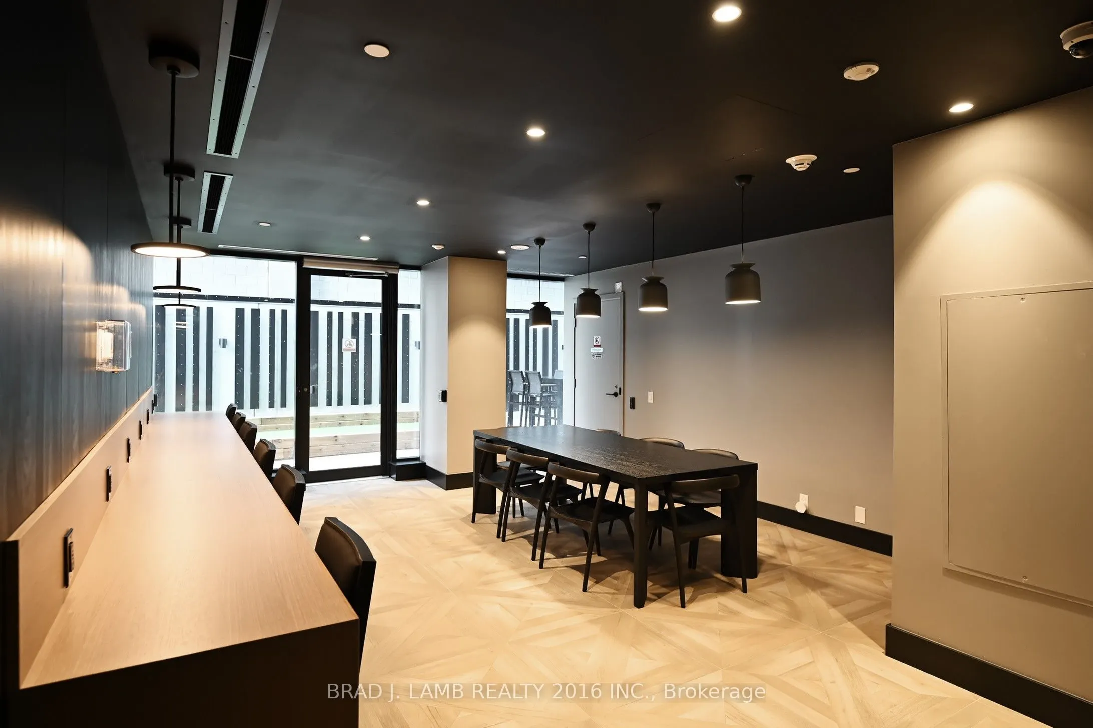 195 McCaul Street, #1501