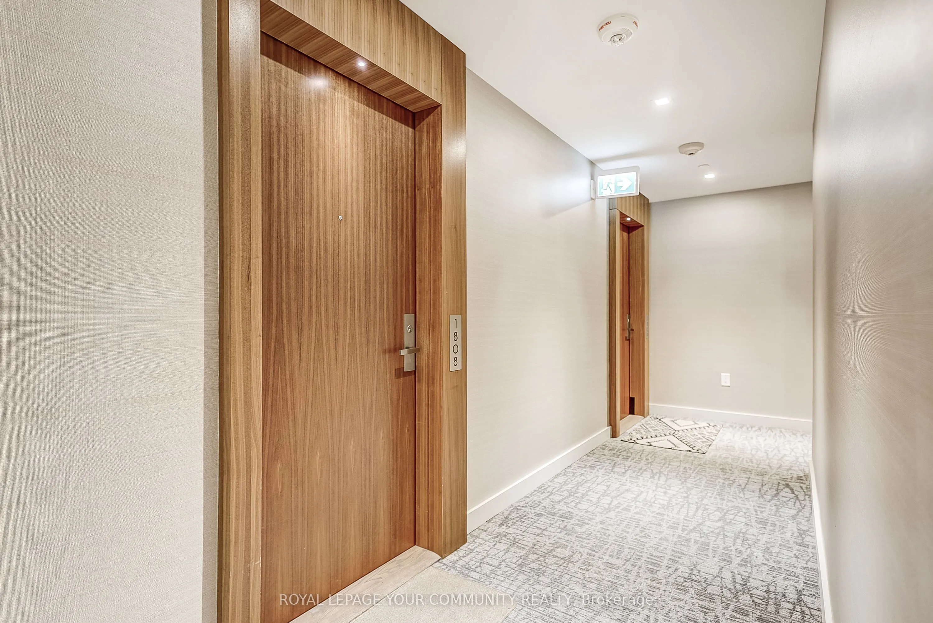 15 Queens Quay Street E, #1808
