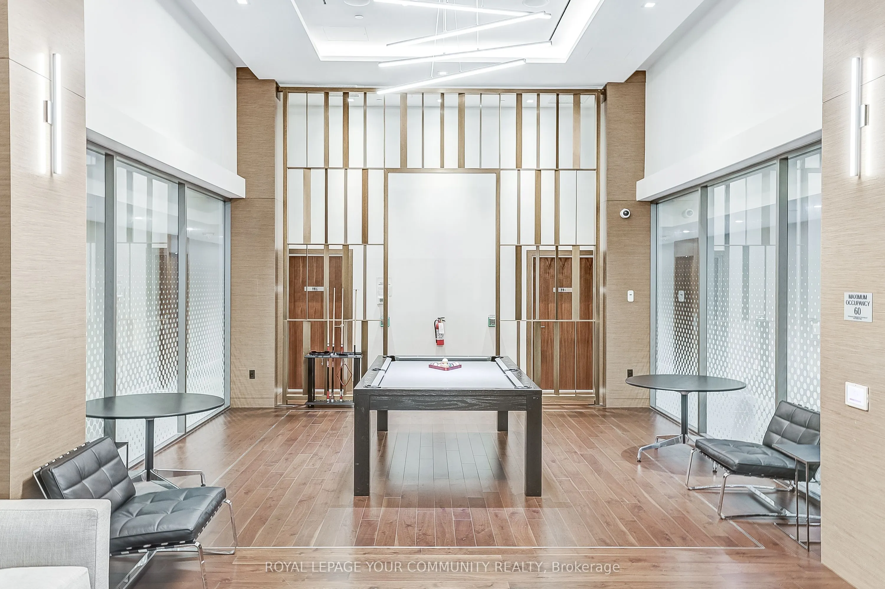 15 Queens Quay Street E, #1808
