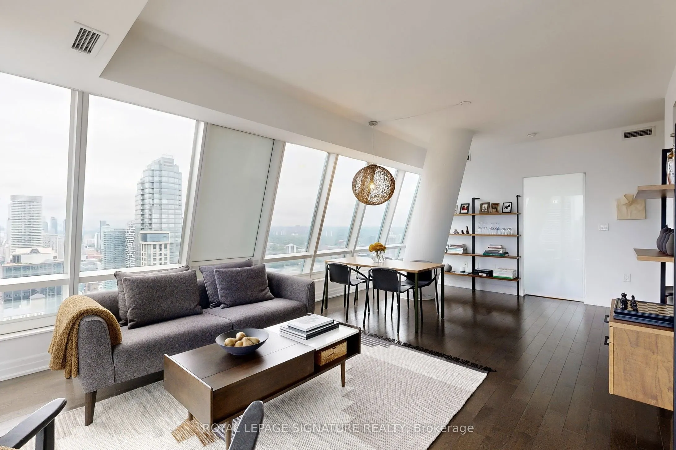 8 The Esplanade, #5204