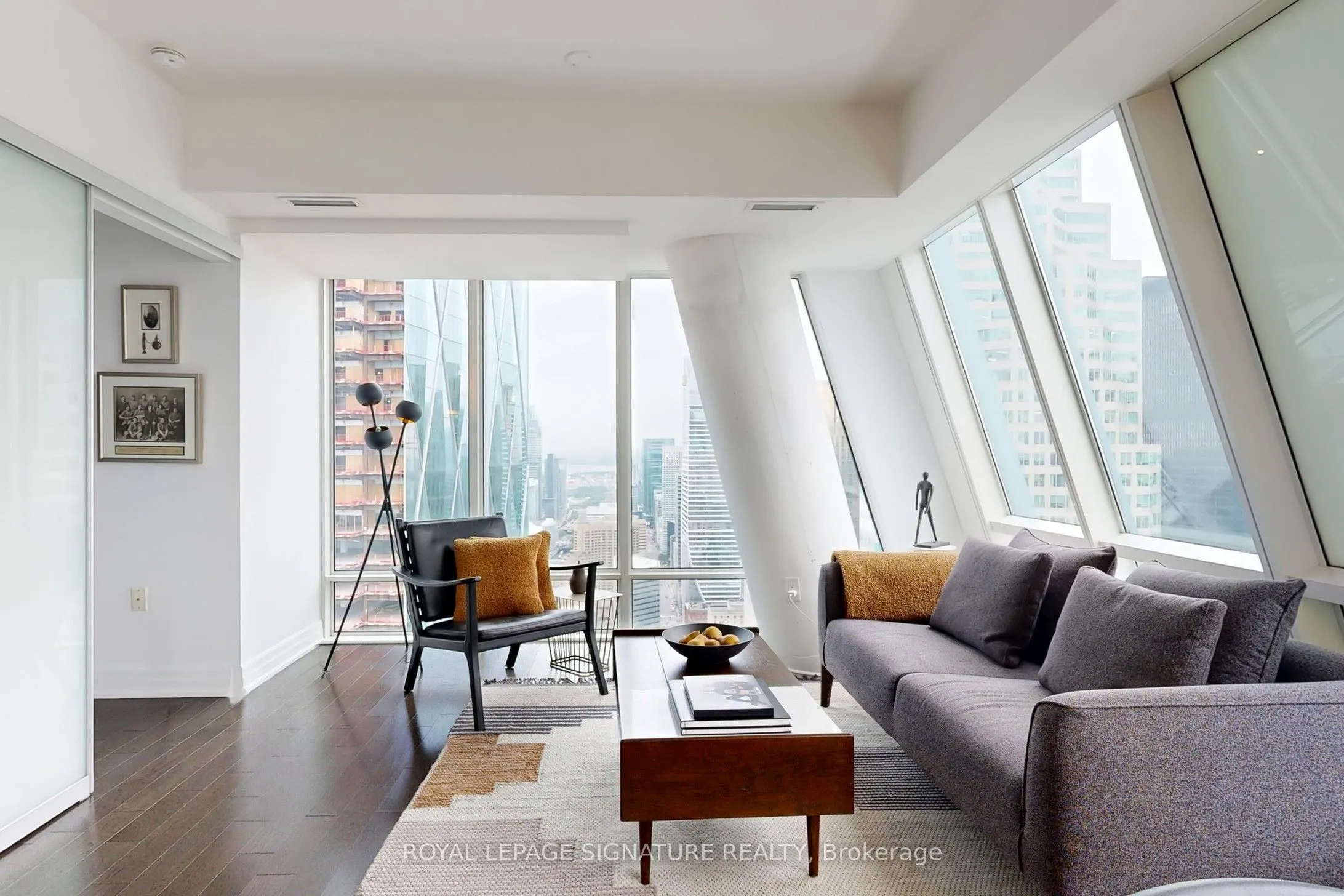 8 The Esplanade, #5204