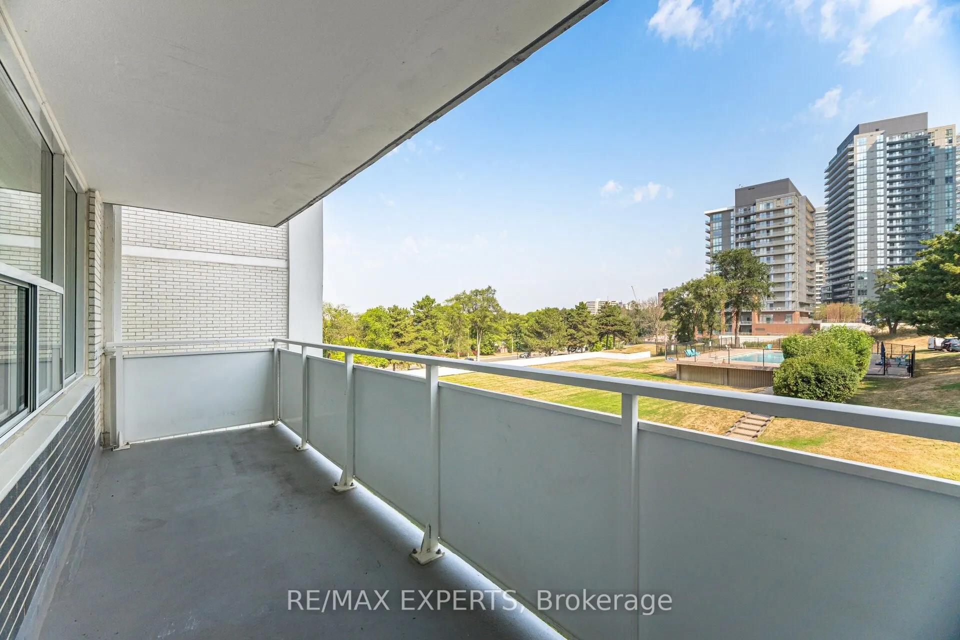 10 Parkway Forest Drive, #306
