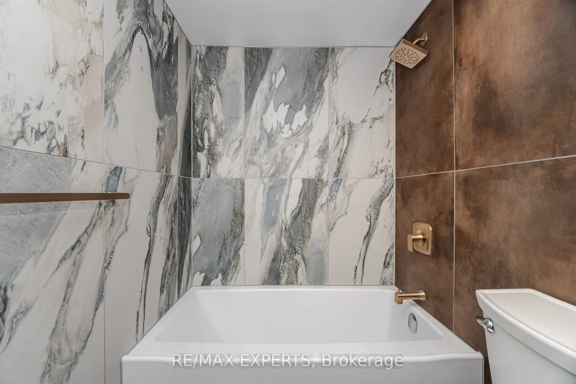 10 Parkway Forest Drive, #306