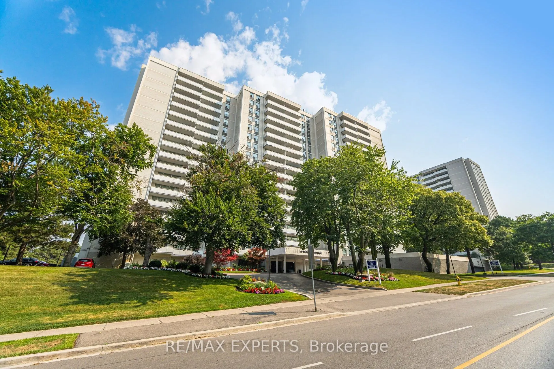 10 Parkway Forest Drive, #306