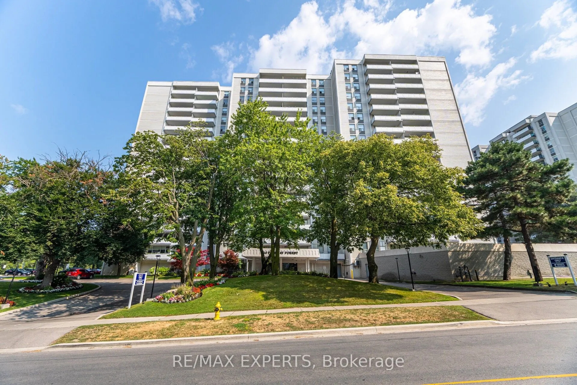 10 Parkway Forest Drive, #306
