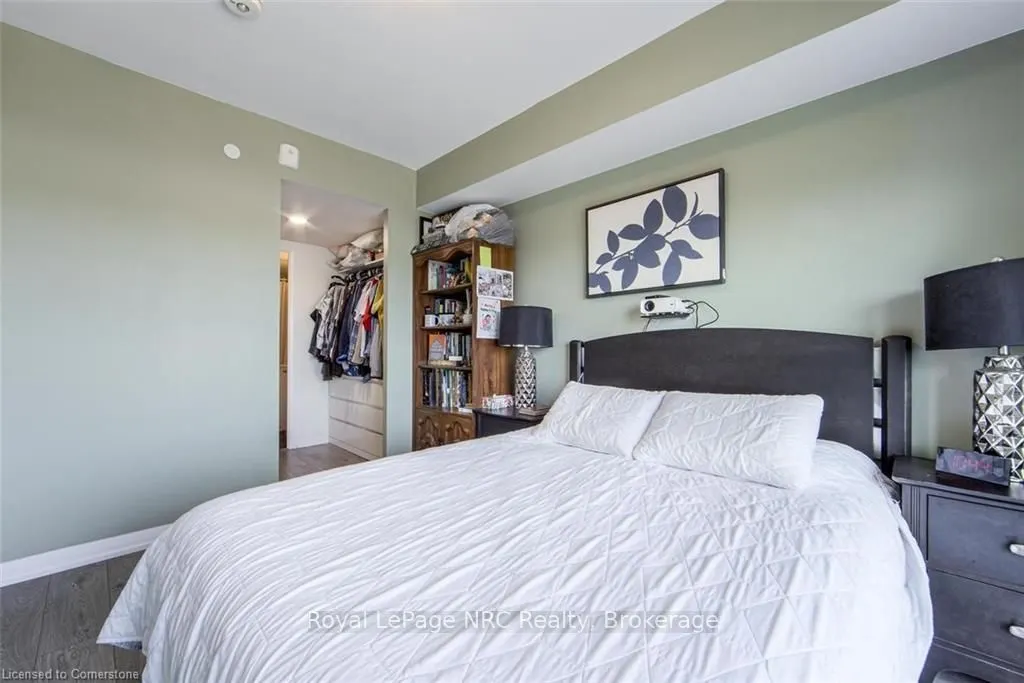741 Sheppard Avenue W, #609