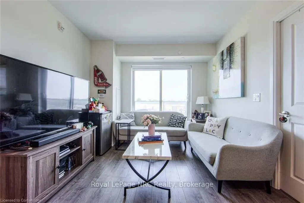 741 Sheppard Avenue W, #609