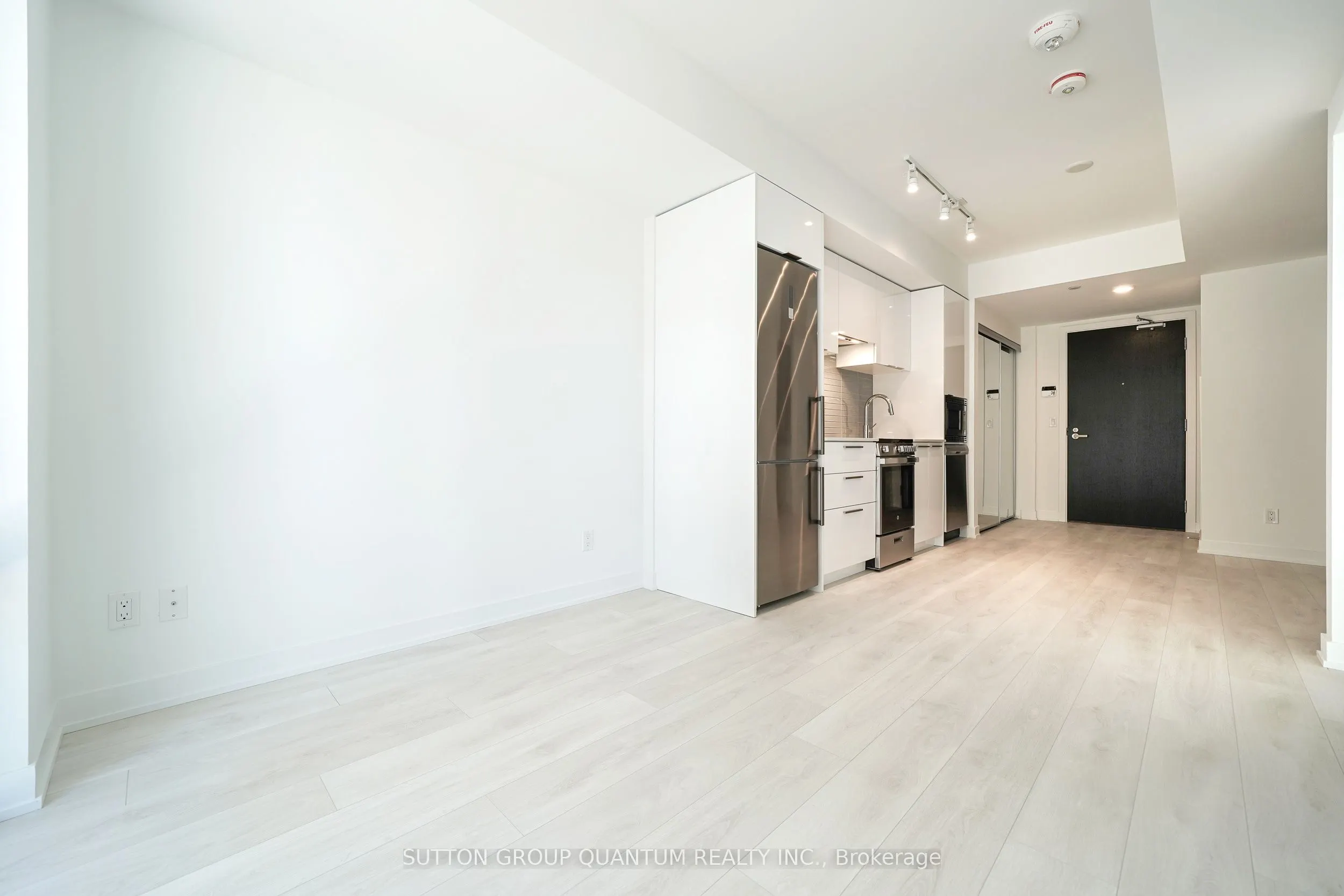 18 Maitland Terrace, #902