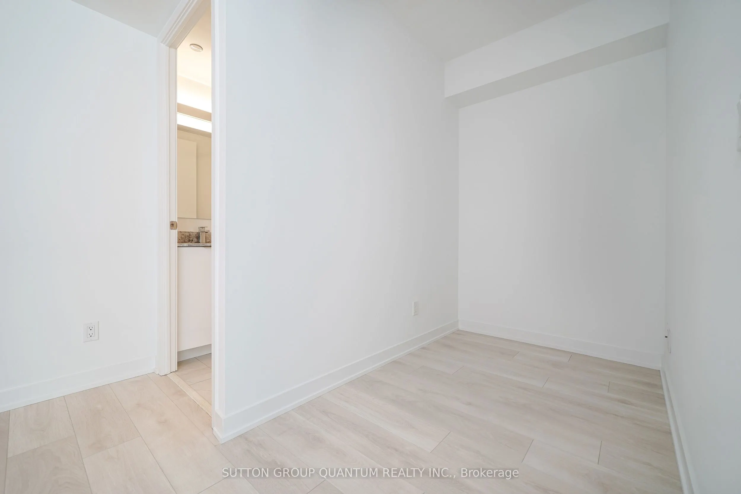 18 Maitland Terrace, #902