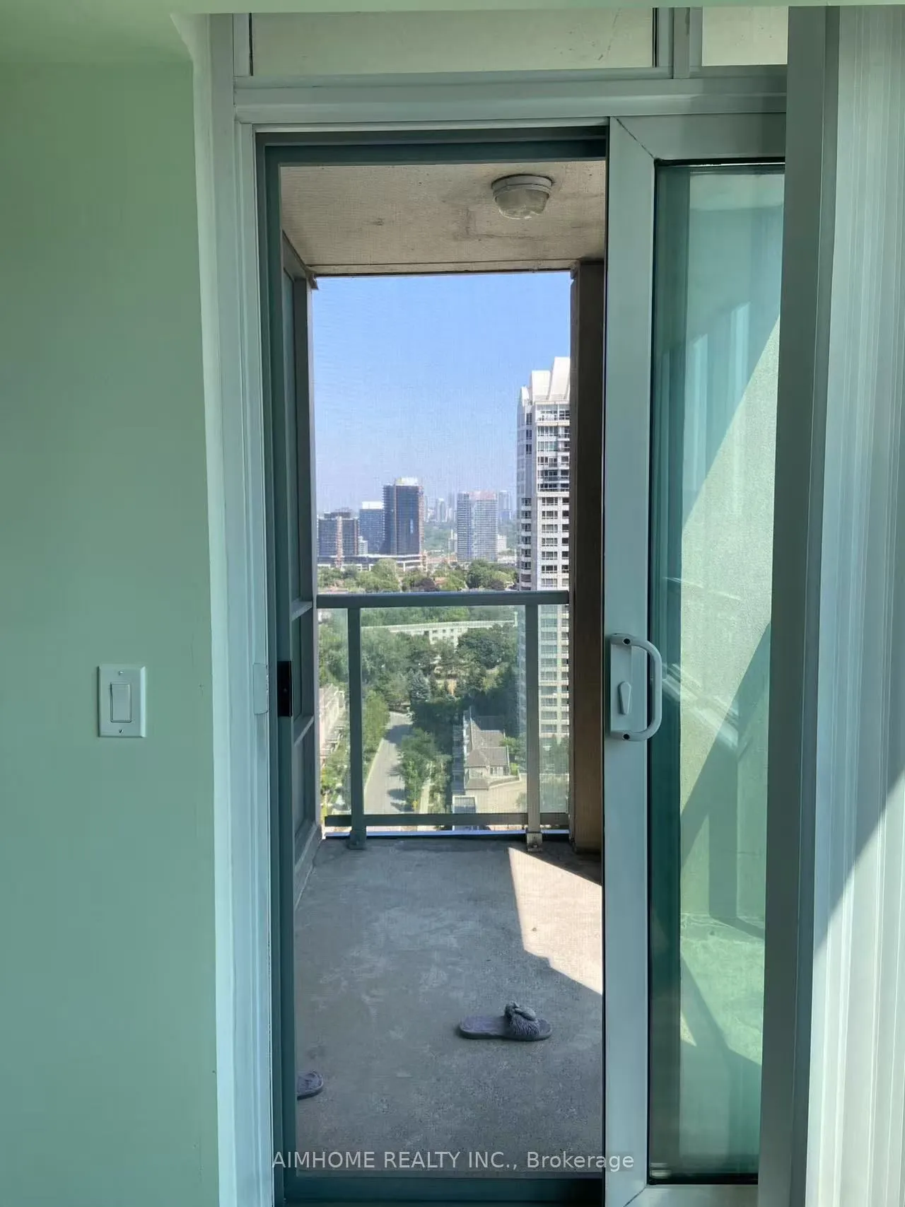 17 Barberry Place, #2107